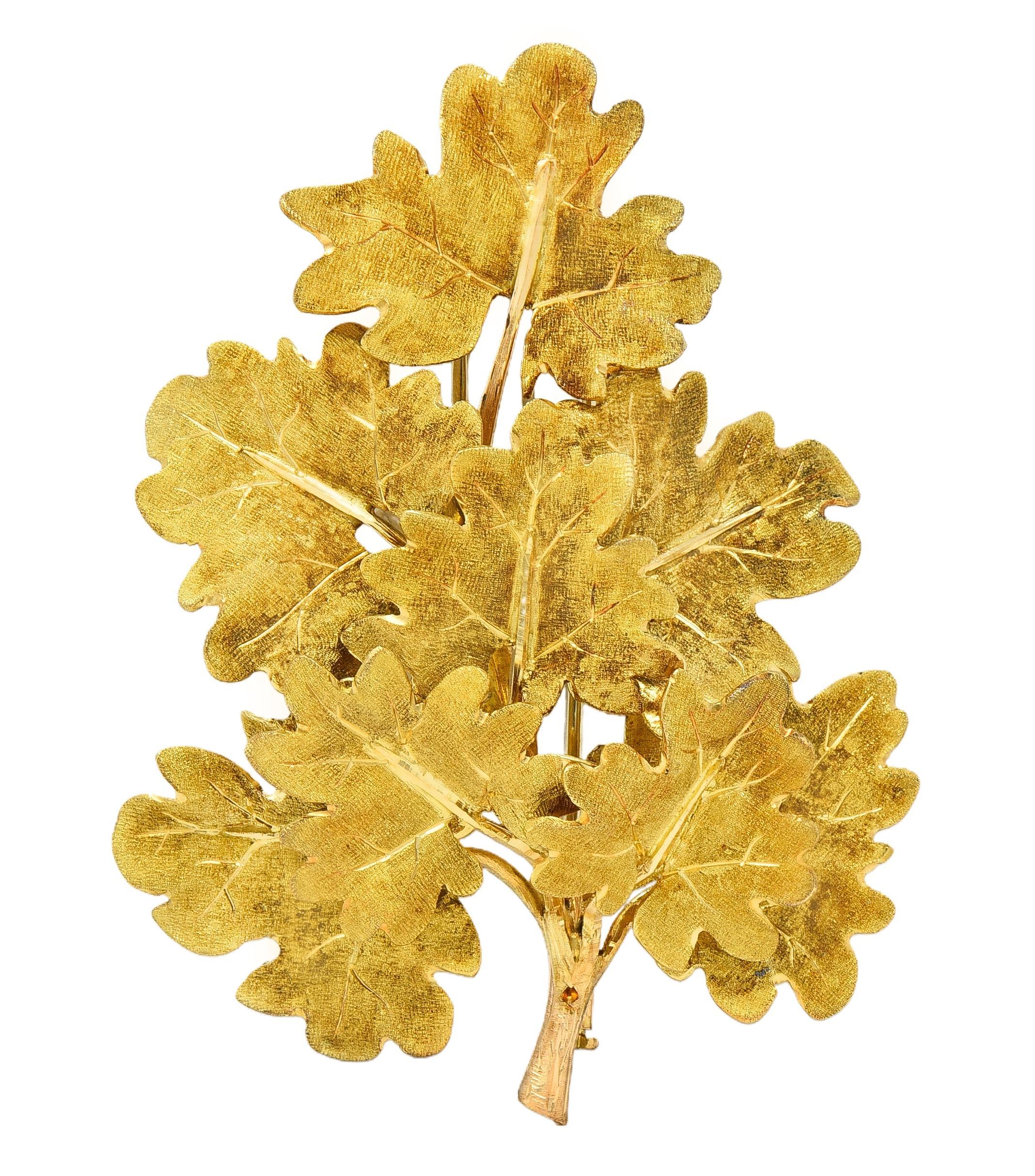 Mario Buccellati 1960s Or jaune 18 carats Vintage Floral Segrinato Leaf Brooch