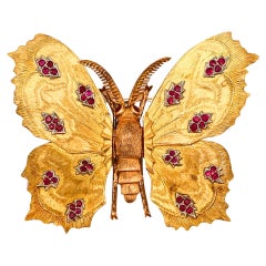 Vintage Mario Buccellati 1970 Milan Butterfly Brooch In 18Kt Yellow Gold With Red Rubies