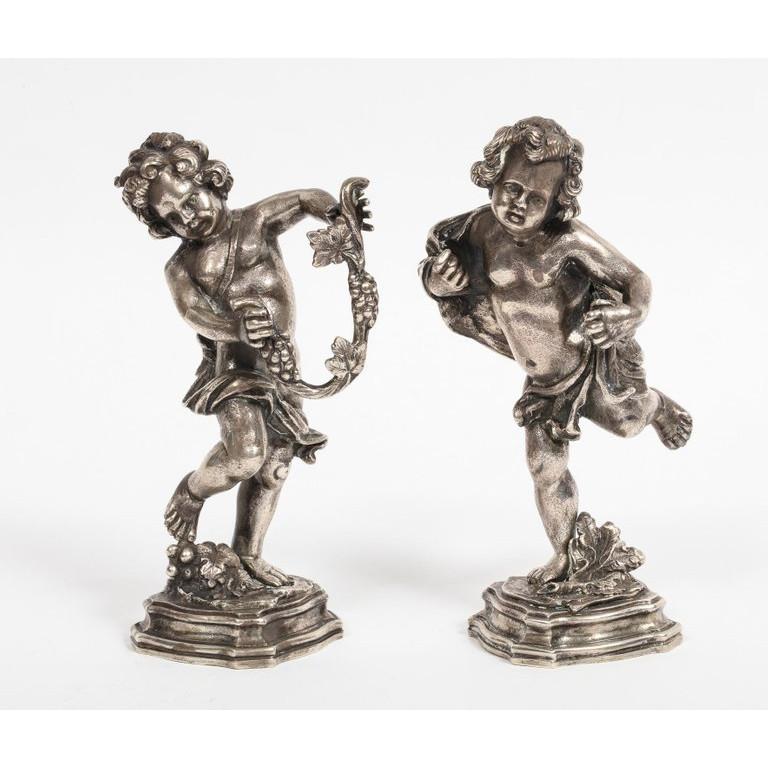 Mario Buccellati, a Pair of Sterling Silver Figures of Playful Children Cherubs In Good Condition In New York, NY