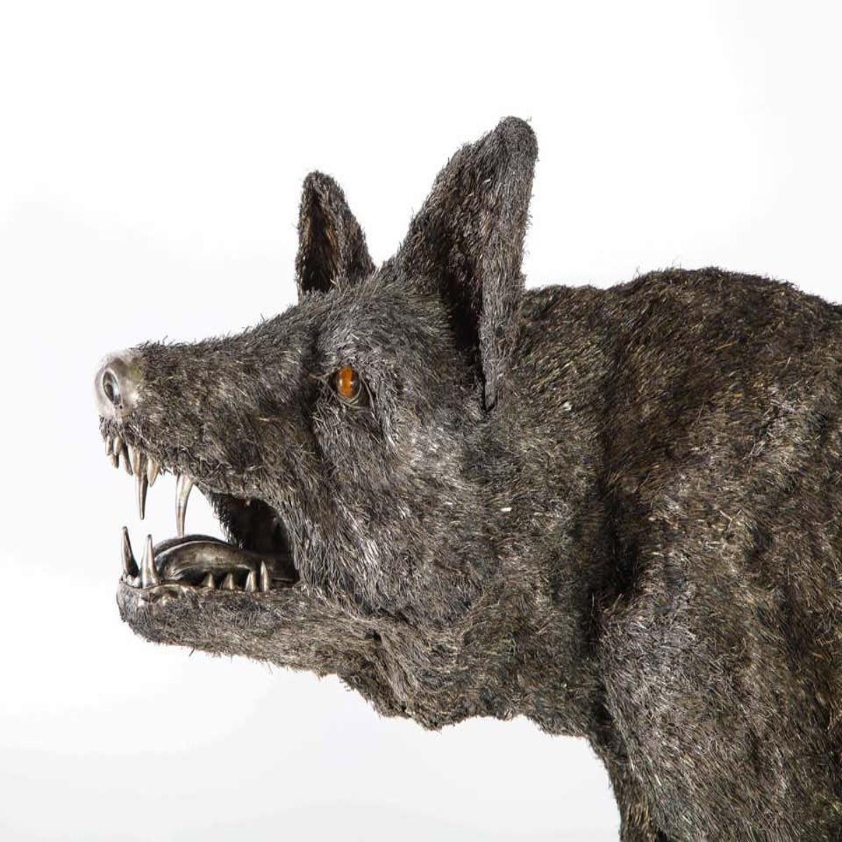 Mario Buccellati a Rare and Exceptional Nearly Life-Size Silver Wolf, circa 1970 3