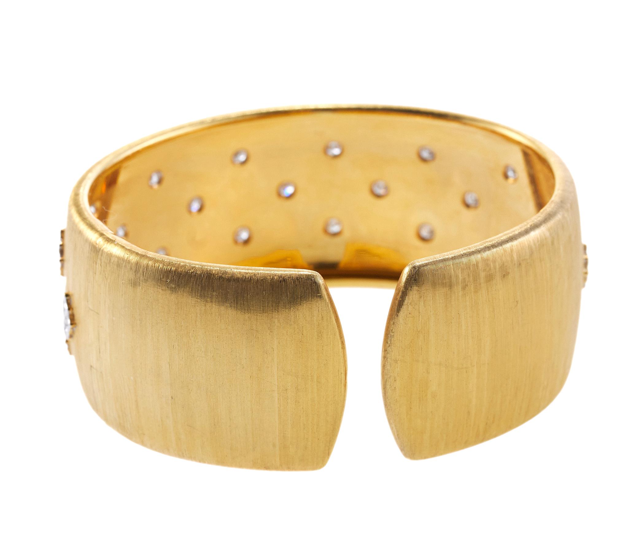 thick gold cuff bracelet