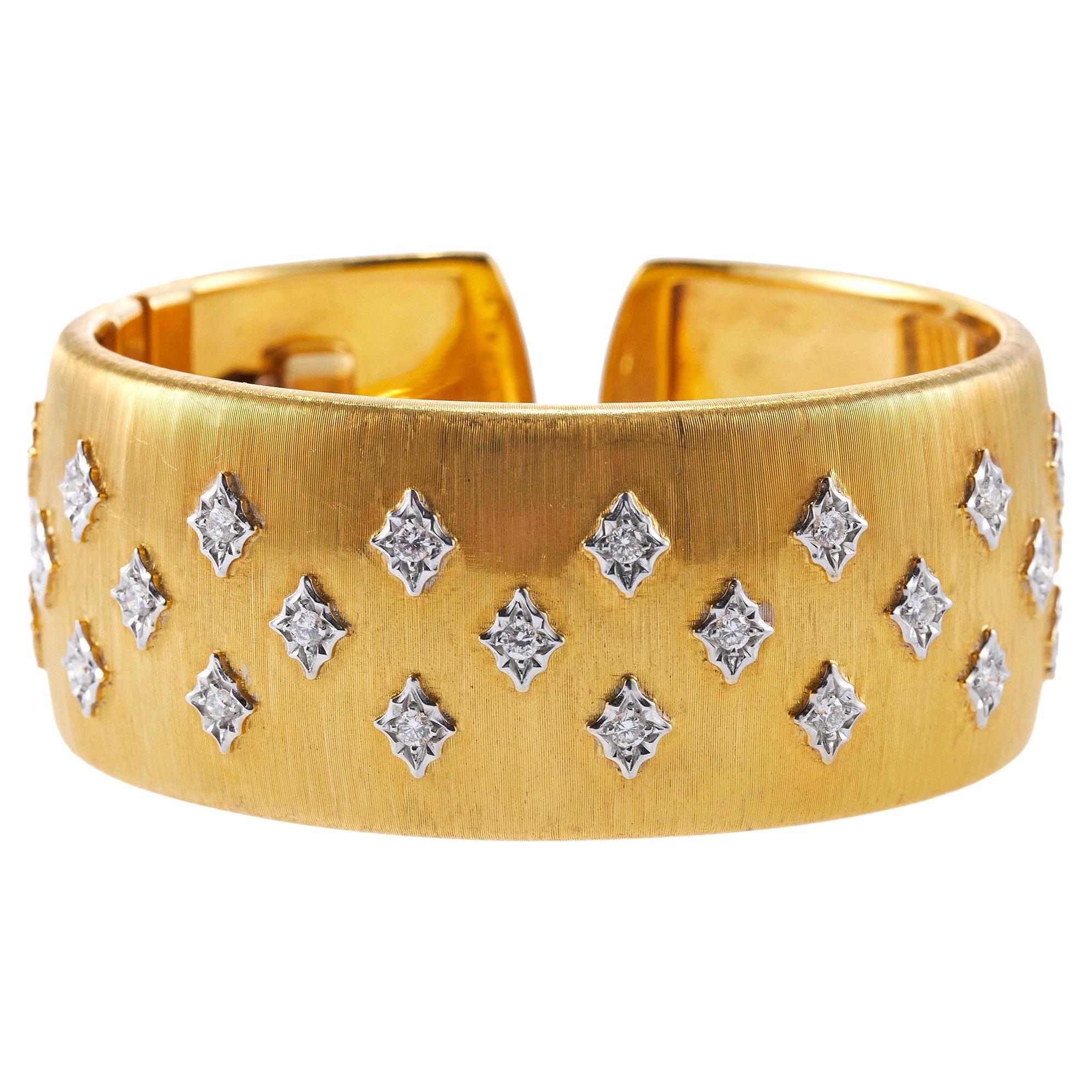 Mario Buccellati Classic Cuff Diamond Gold Bracelet For Sale