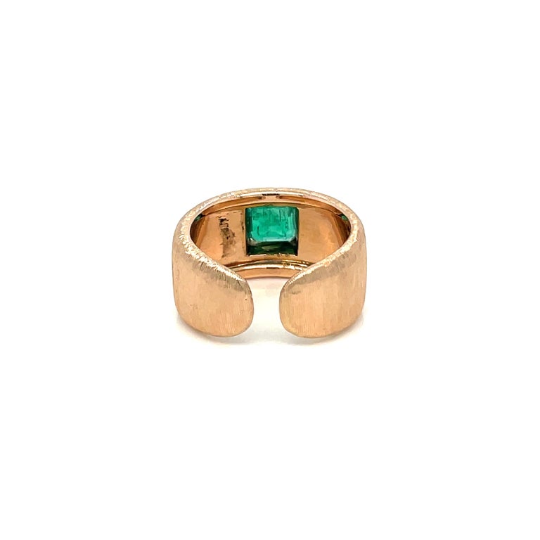 Mario Buccellati Colombian Emerald Gold Band Ring For Sale 2