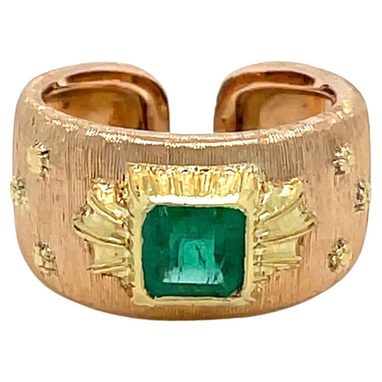 Mario Buccellati Colombian Emerald Gold Band Ring For Sale
