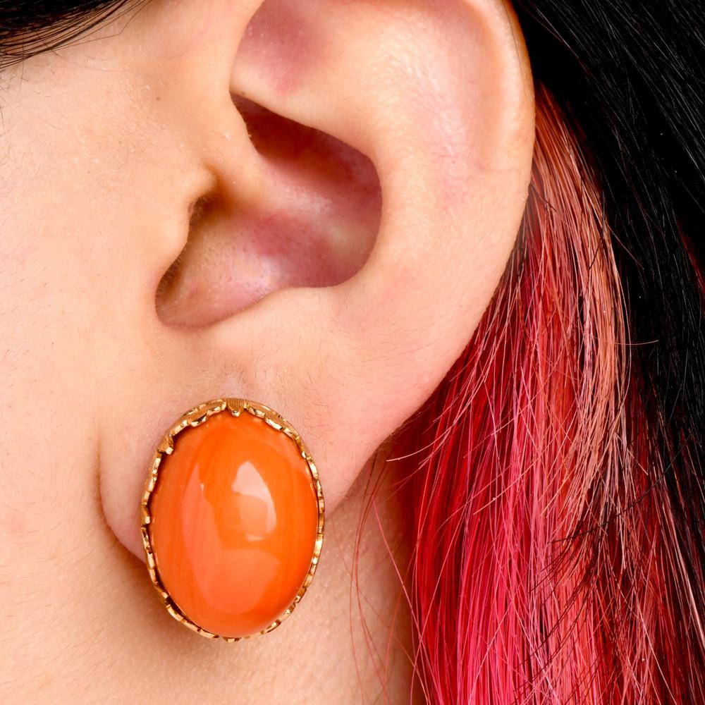 Retro Mario Buccellati Coral Vintage 1960s 18K Gold Oval Statement Earrings For Sale