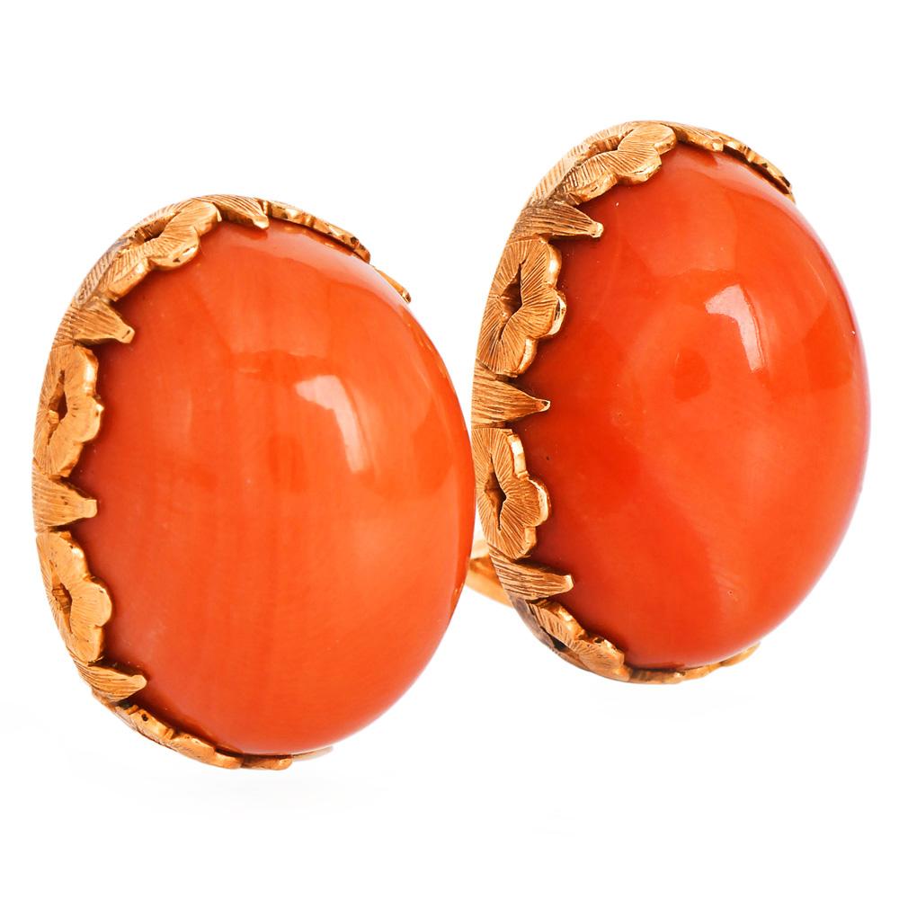 Mario Buccellati Coral Vintage 1960s 18K Gold Oval Statement Earrings In Excellent Condition For Sale In Miami, FL