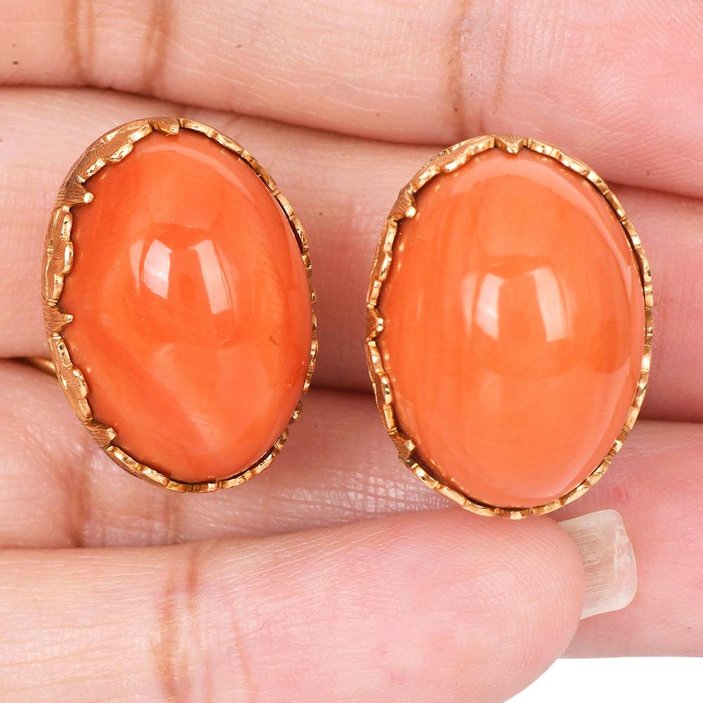 Mario Buccellati Coral Vintage 1960s 18K Gold Oval Statement Earrings For Sale 2