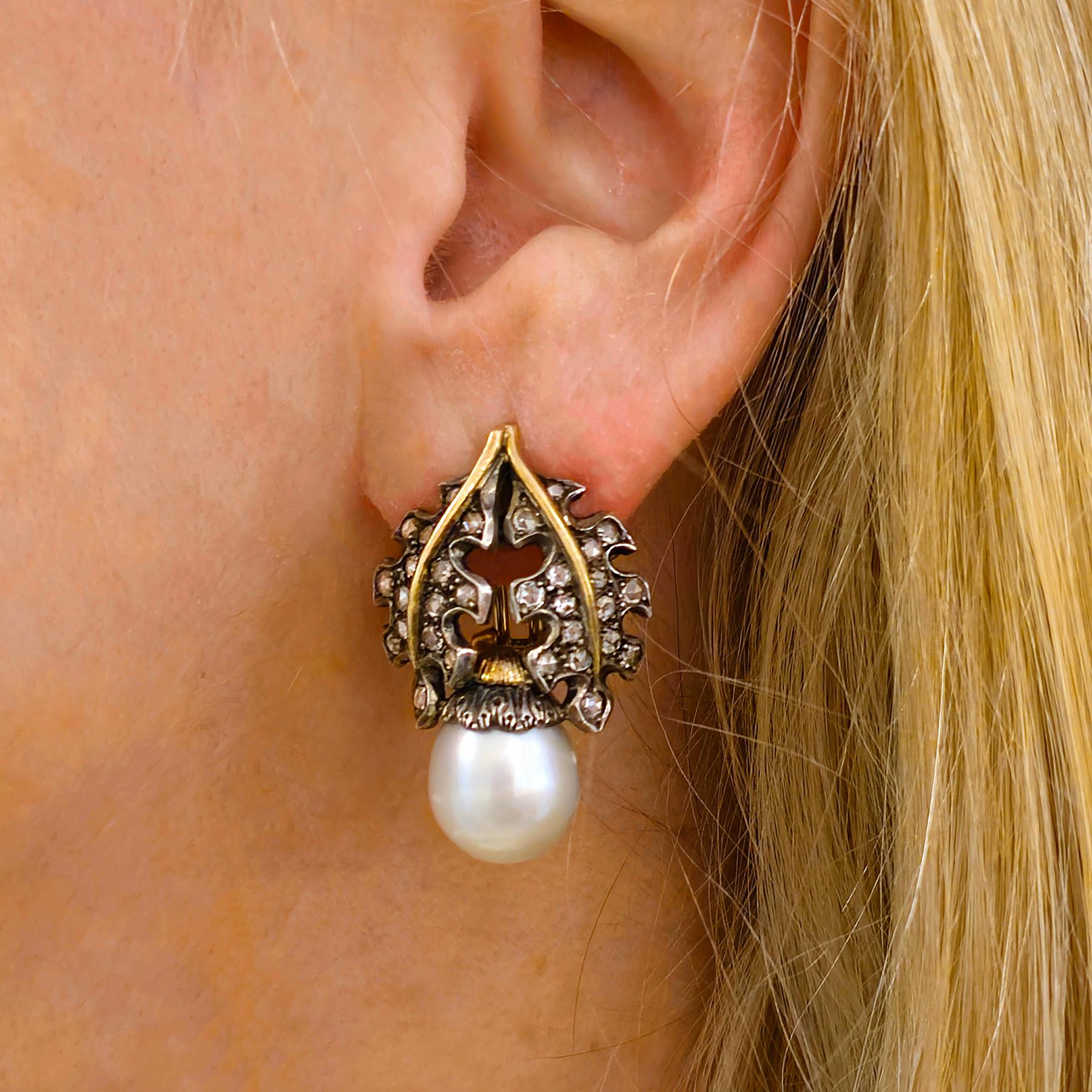 Mario Buccellati Diamond Pearl 18 Karat Gold and Silver Clip On Earrings For Sale 2