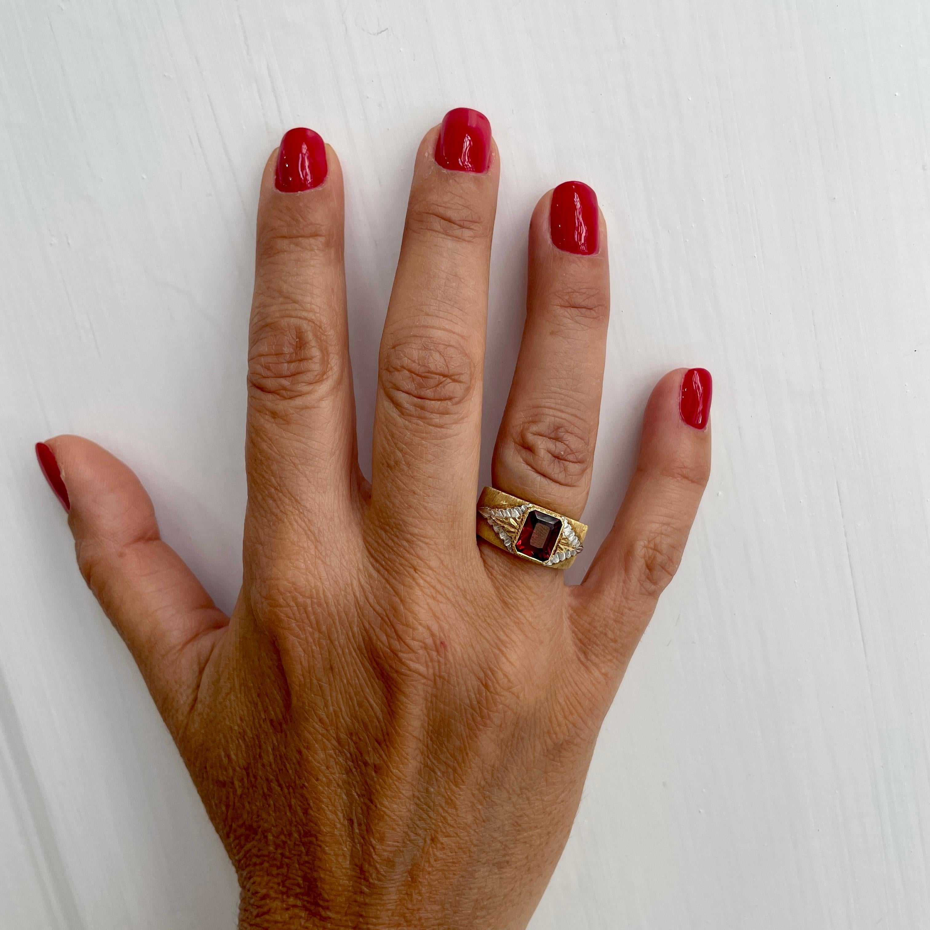 Women's Mario Buccellati Garnet Gold Band Ring