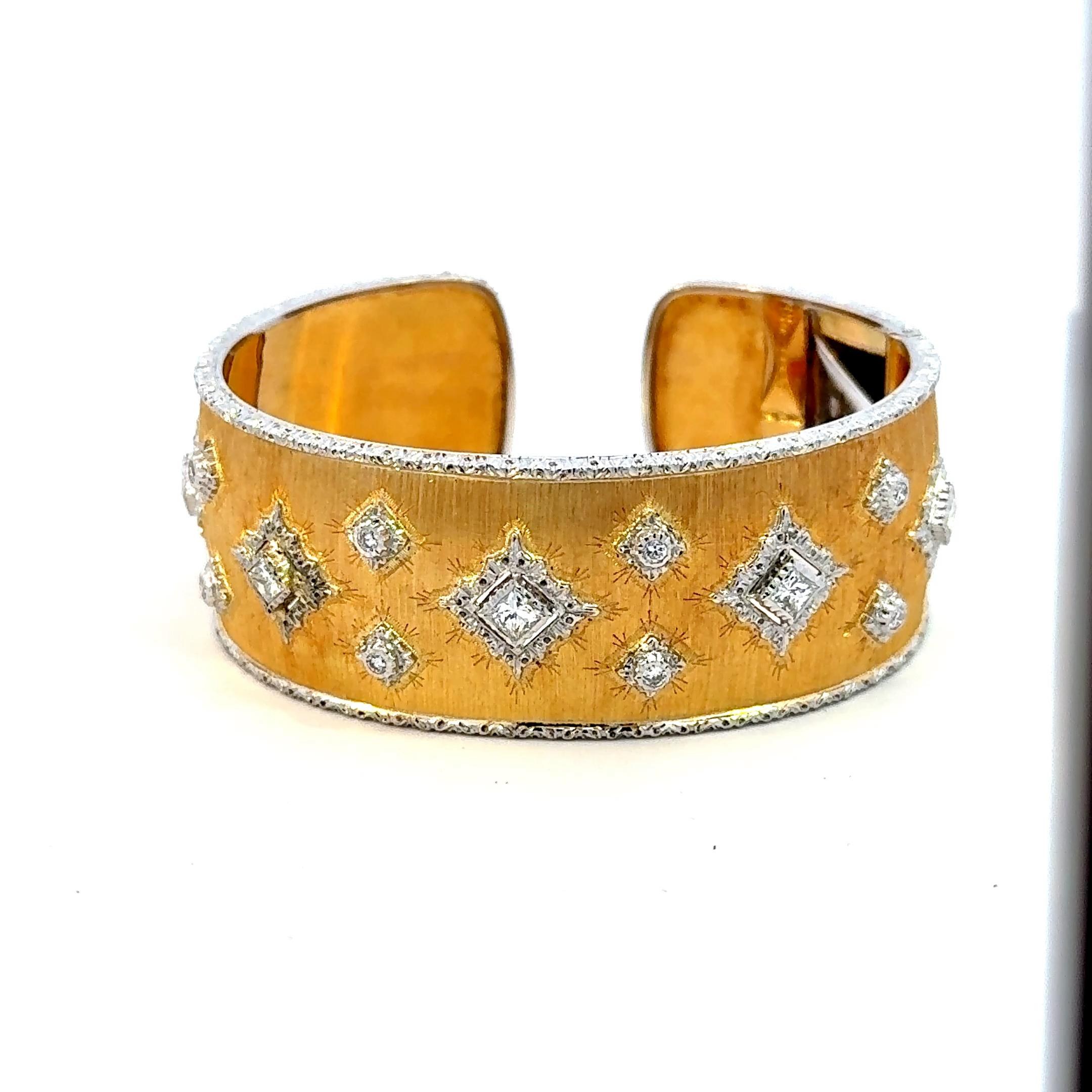 Stunning 1970's Mario Buccellati Bangle in perfect conditions  , fits large to small wrists.
Comes with cleaning service receipt from Buccellati.
diameter 6cm
2.3 cm wide
48 grams