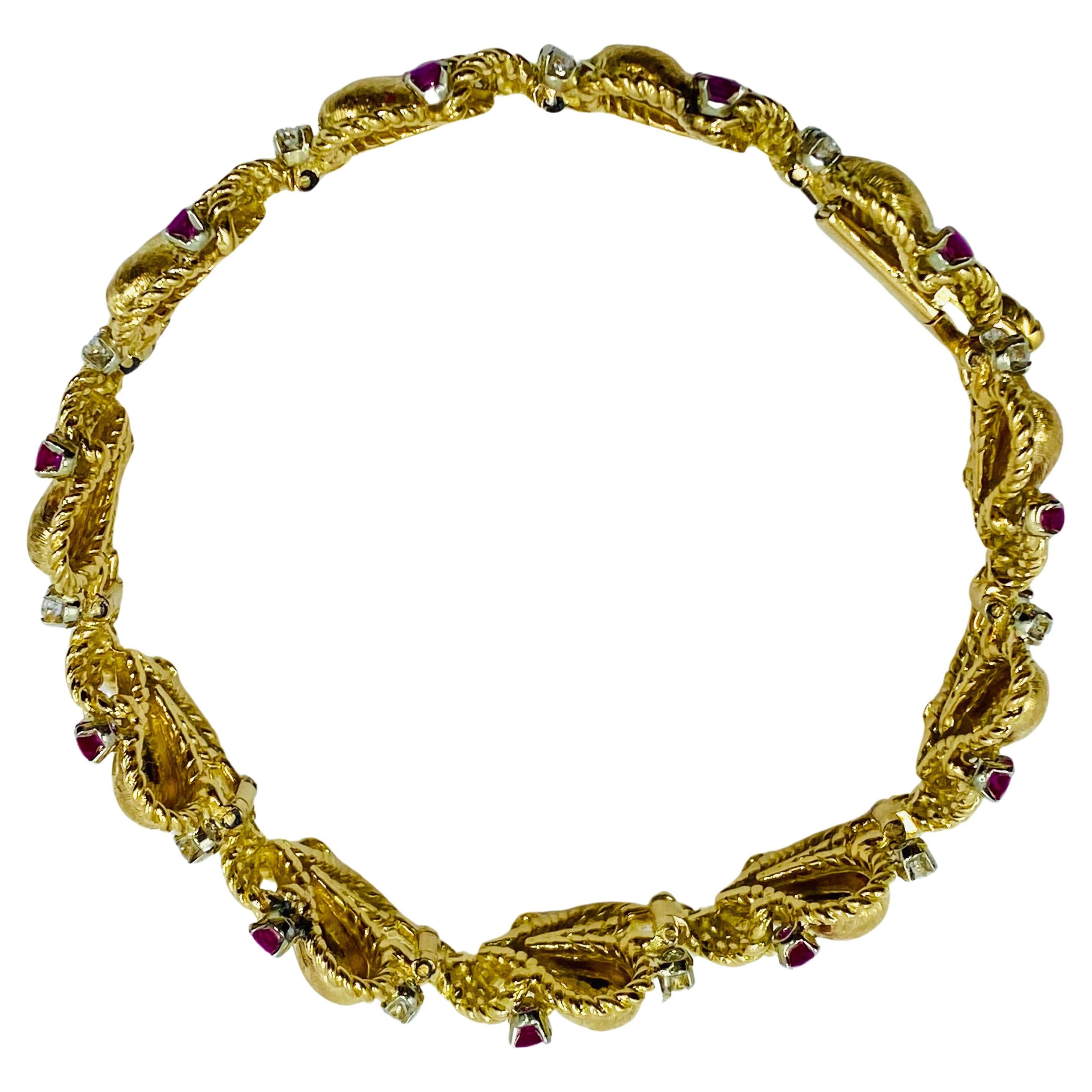Mario Buccellati Gold Heart Design Bracelet with Gemstones For Sale 2