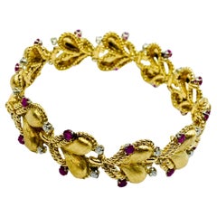Retro Mario Buccellati Gold Heart Design Bracelet with Gemstones