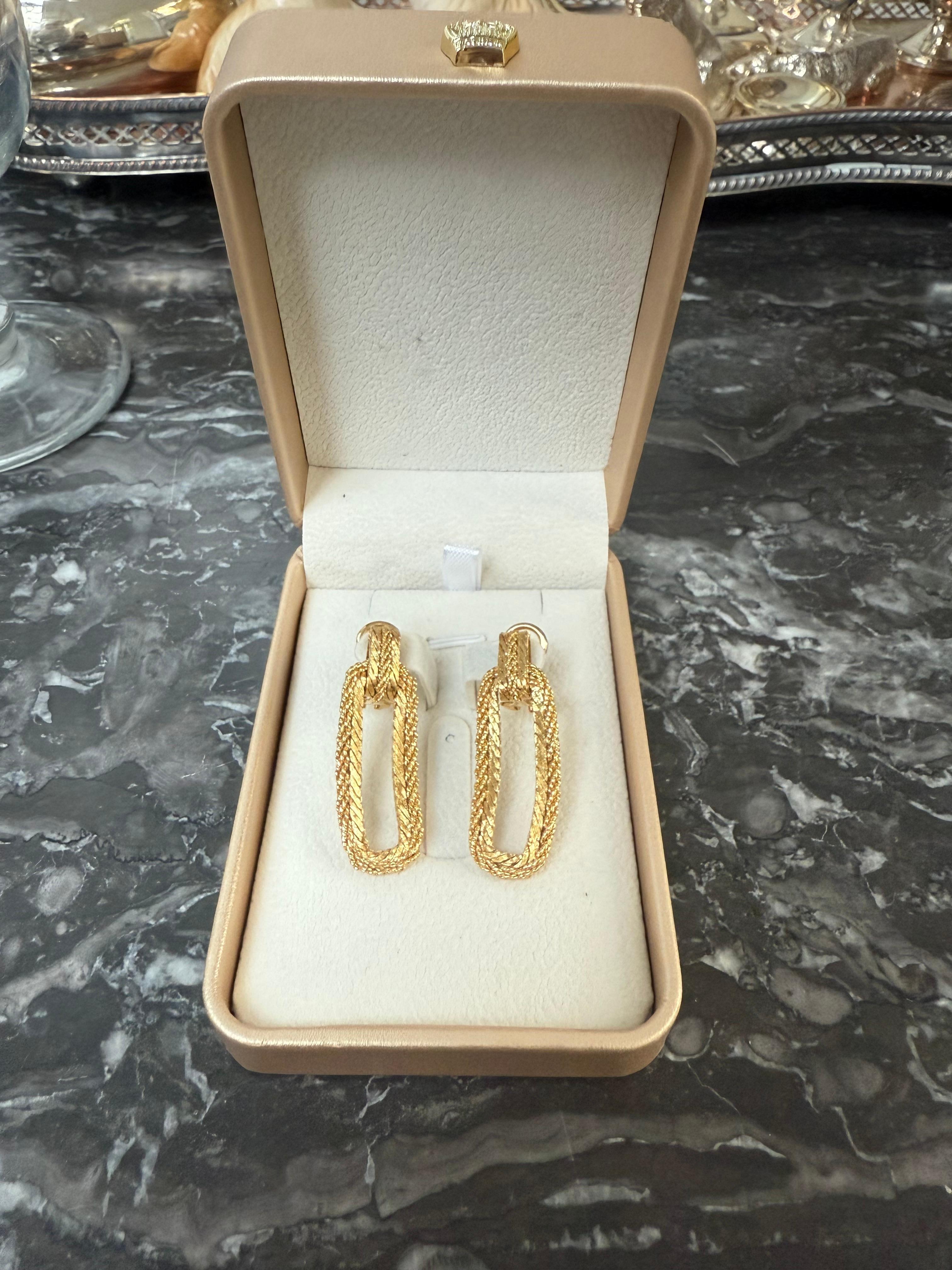 Mario Buccellati Gold Stylised Rope Drop Earrings For Sale 1