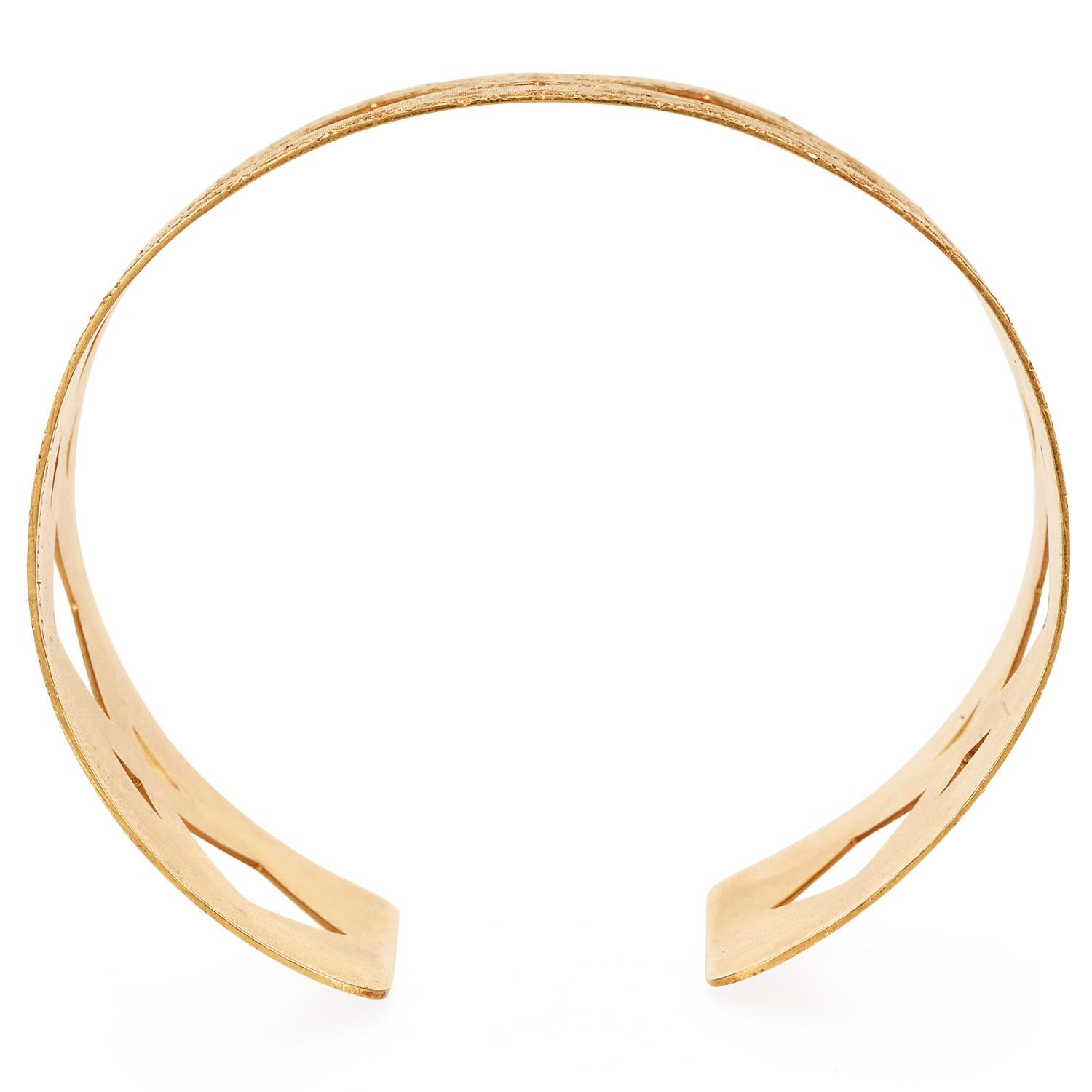 Mario Buccellati Brazalete abierto de oro amarillo de 18 quilates grabado a mano en venta 3