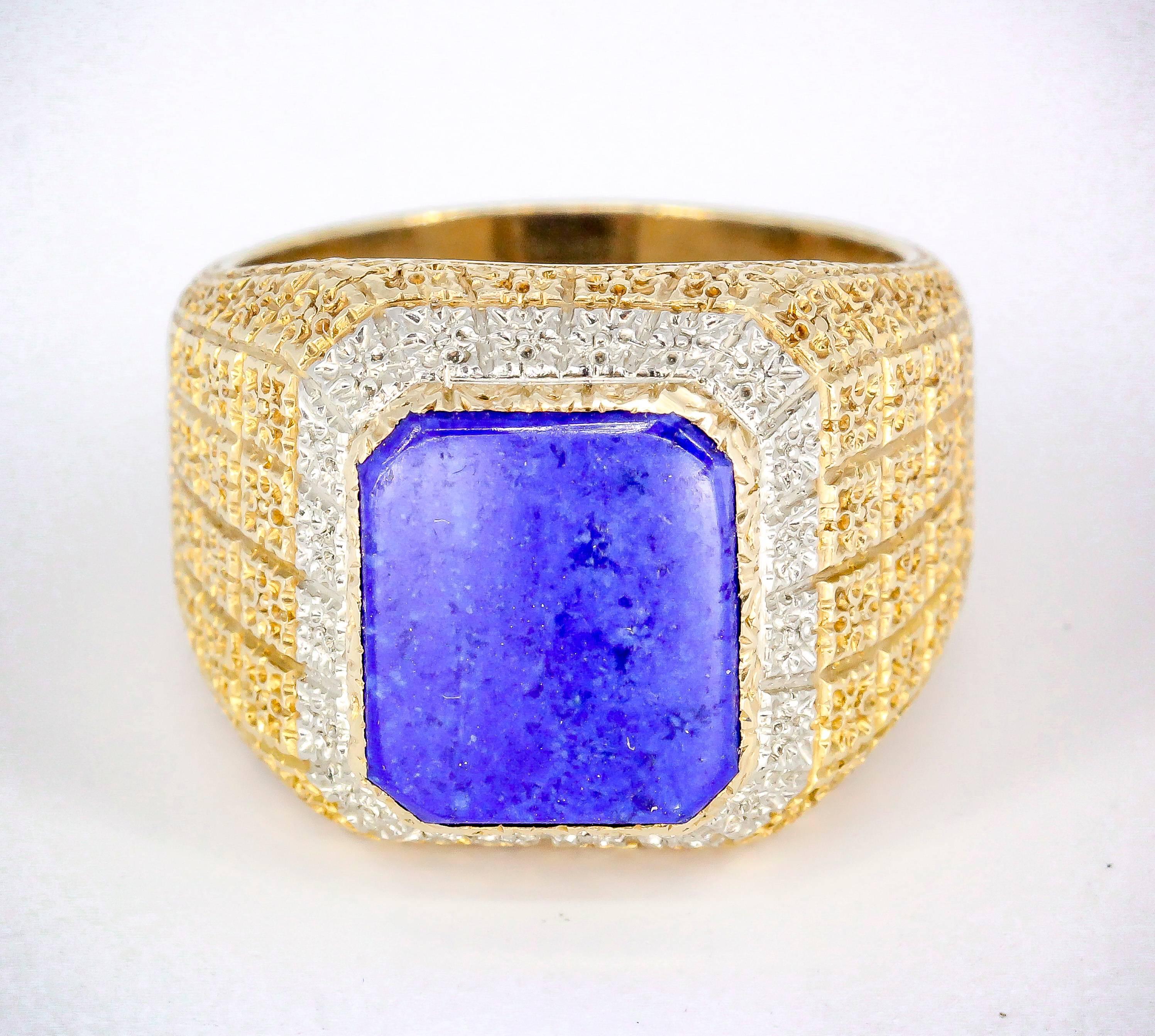 Handsome lapis lazuli and 18K yellow gold mens ring by Mario Buccellati. It features a rich blue central stone over an 18K yellow gold setting. Currently size 9.75.

Hallmarks: M. Buccellati, 750, Italy, Italian workshop mark.