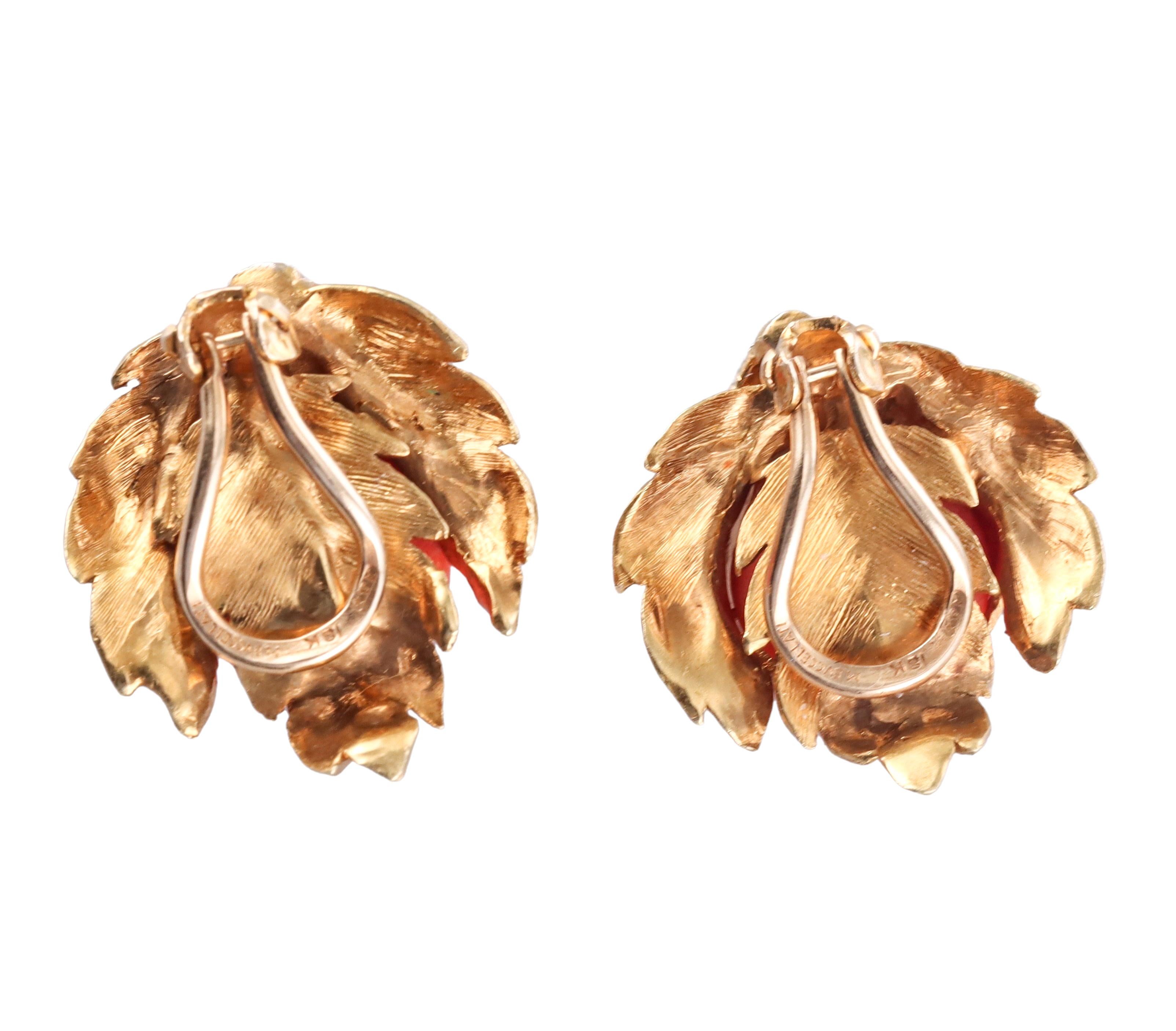 Mario Buccellati Leaf Coral Gold Earrings In Excellent Condition For Sale In New York, NY