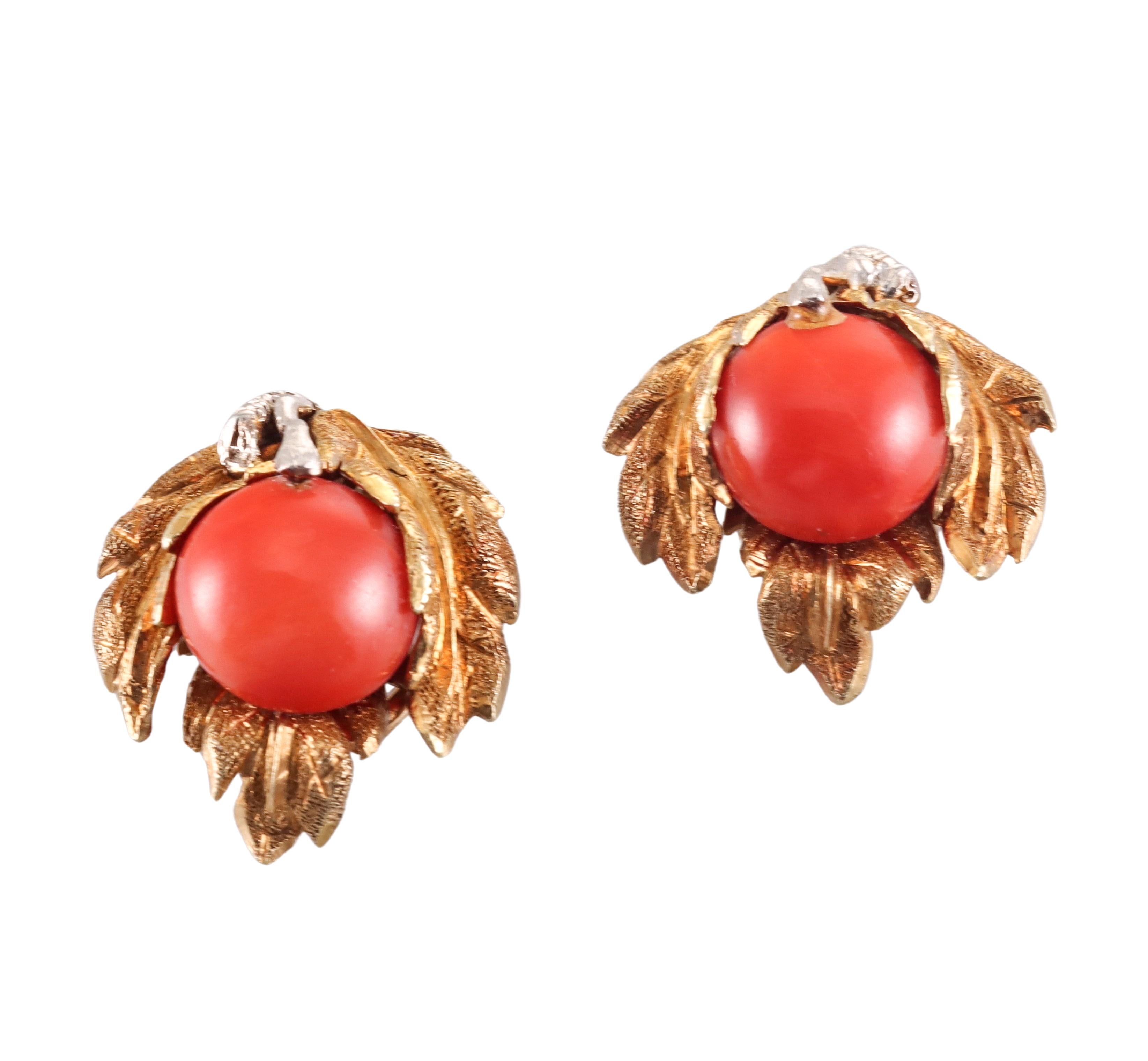 Mario Buccellati Leaf Coral Gold Earrings For Sale 1