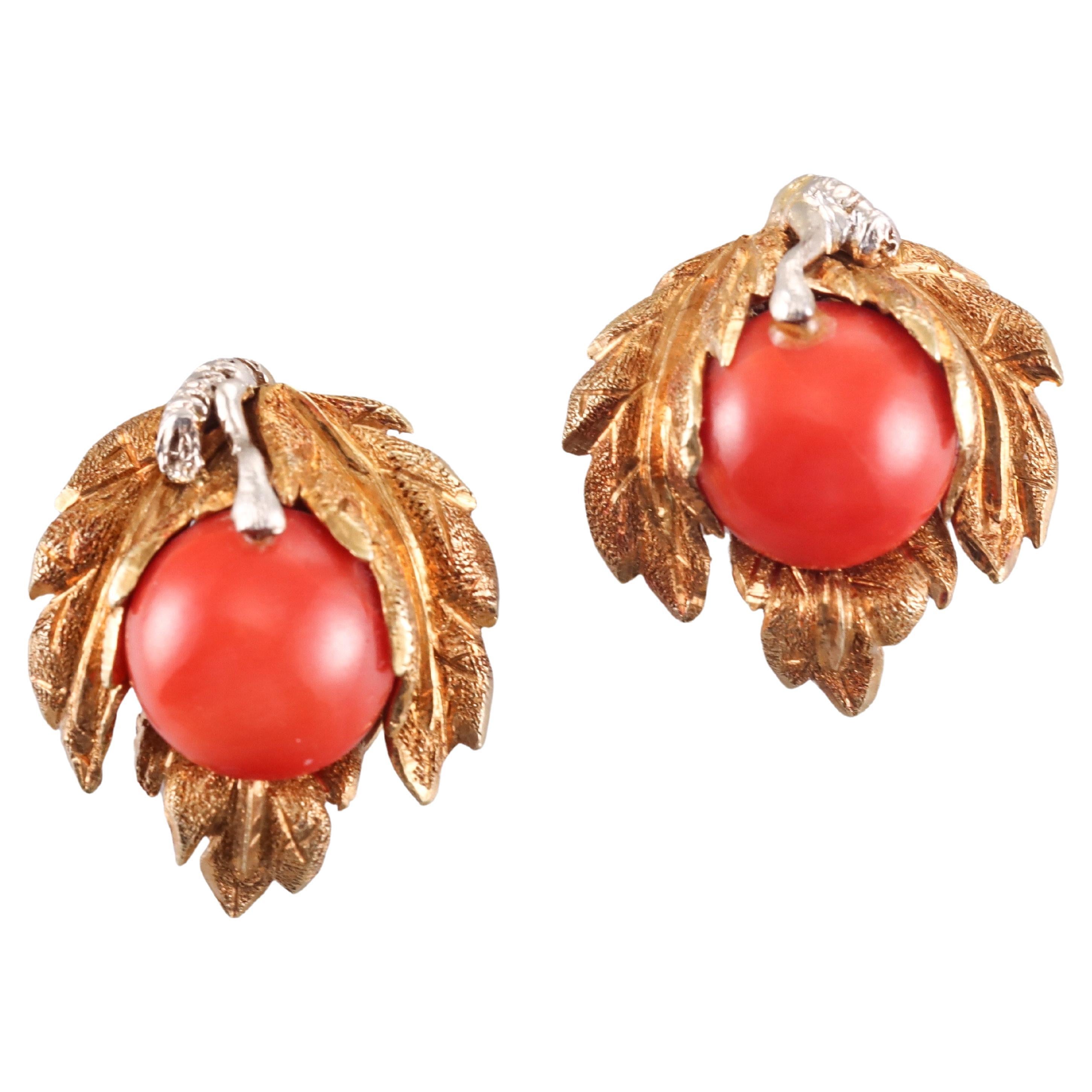 Mario Buccellati - Boucles d'oreilles or feuille de corail en vente