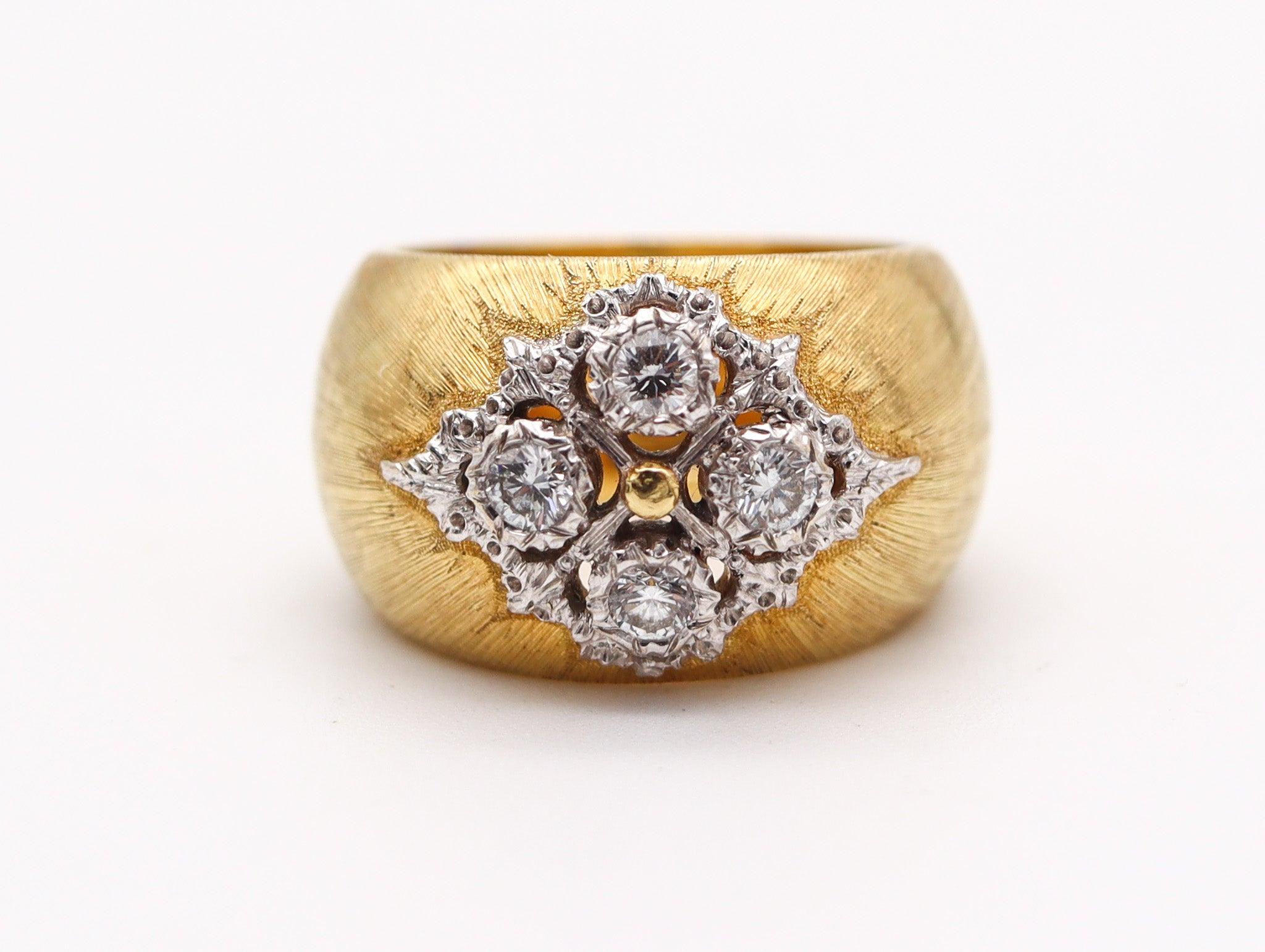 Renaissance MARIO BUCCELLATI Milano Baroque Ring In Two Tones of 18Kt Gold With Diamonds For Sale