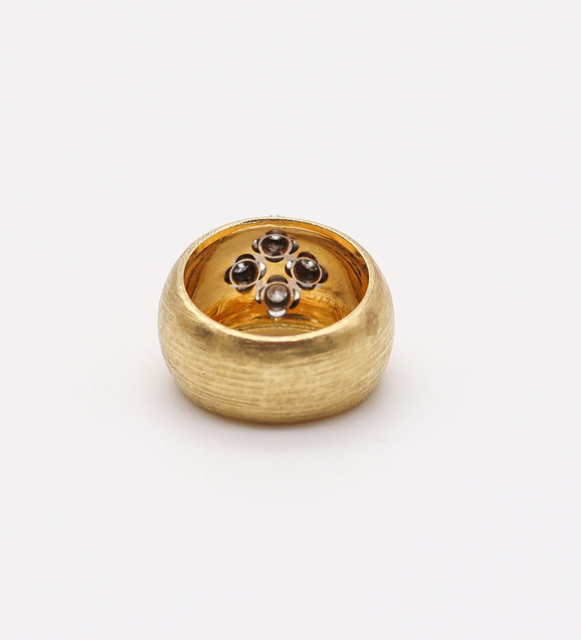 MARIO BUCCELLATI Milano Baroque Ring In Two Tones of 18Kt Gold With Diamonds For Sale 2