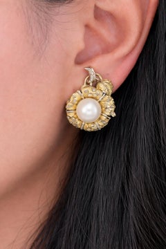 Mario Buccellati Pearl Flower Brooch and Earrings Set 18K Gold with Box