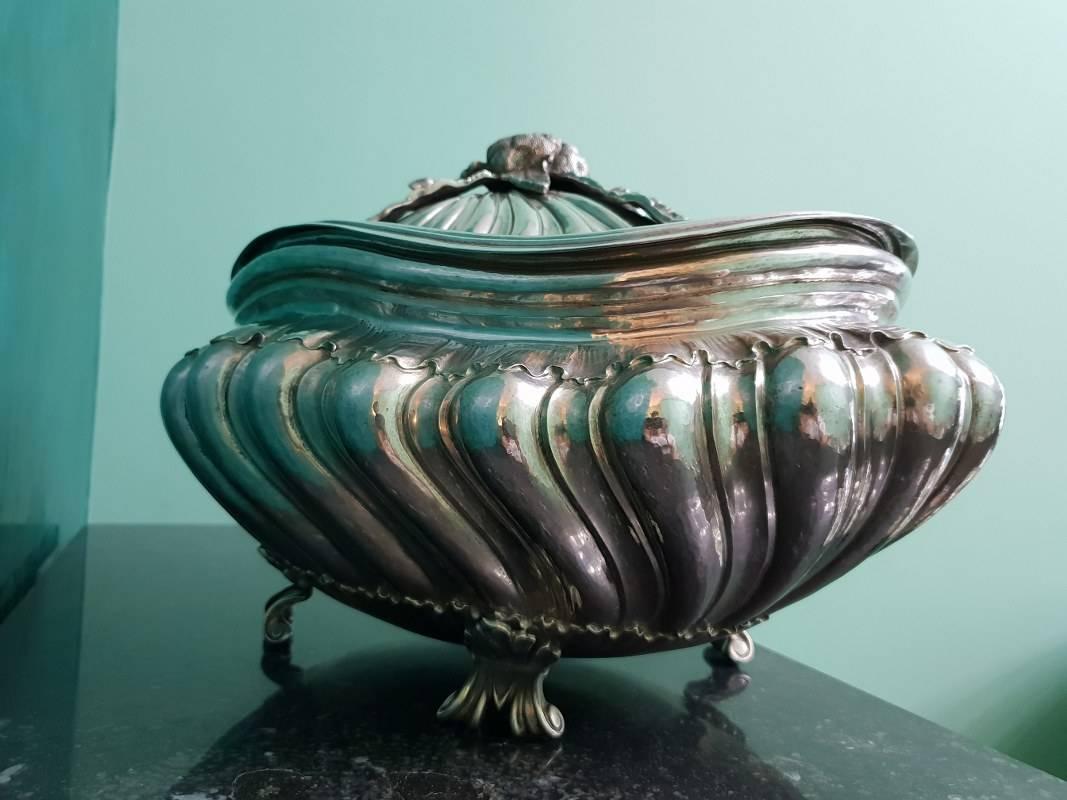 Mario Buccellati Silver Soup Tureen Early 20th Century For Sale 3