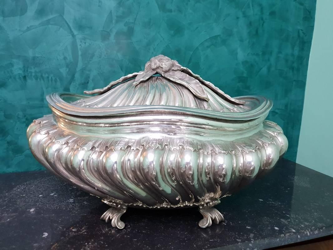 Mario Buccellati Silver Soup Tureen Early 20th Century For Sale 9