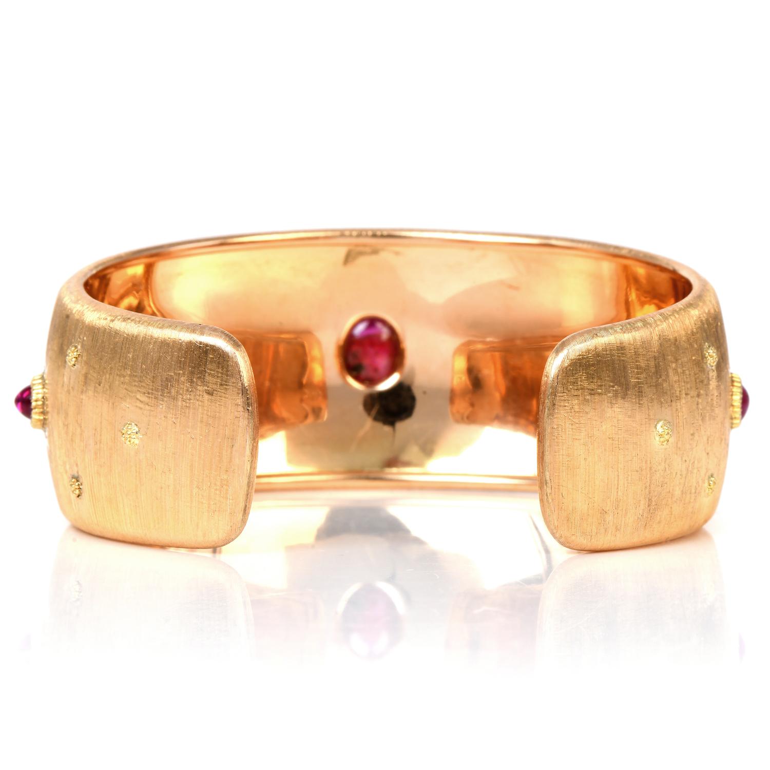 Retro Mario Buccellati Vintage Cabochon Ruby 18K Yellow Gold Cuff Bracelet