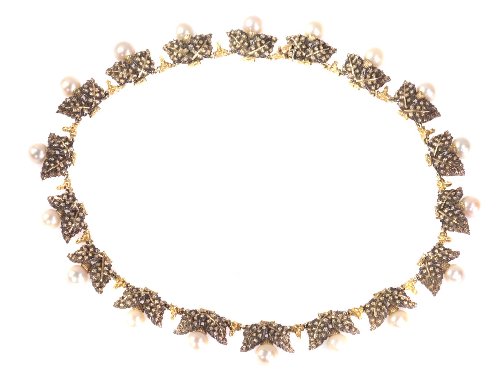 Retro Mario Buccellati Vintage Gold and Silver Pearl Necklace with Grape Leaf Motive For Sale
