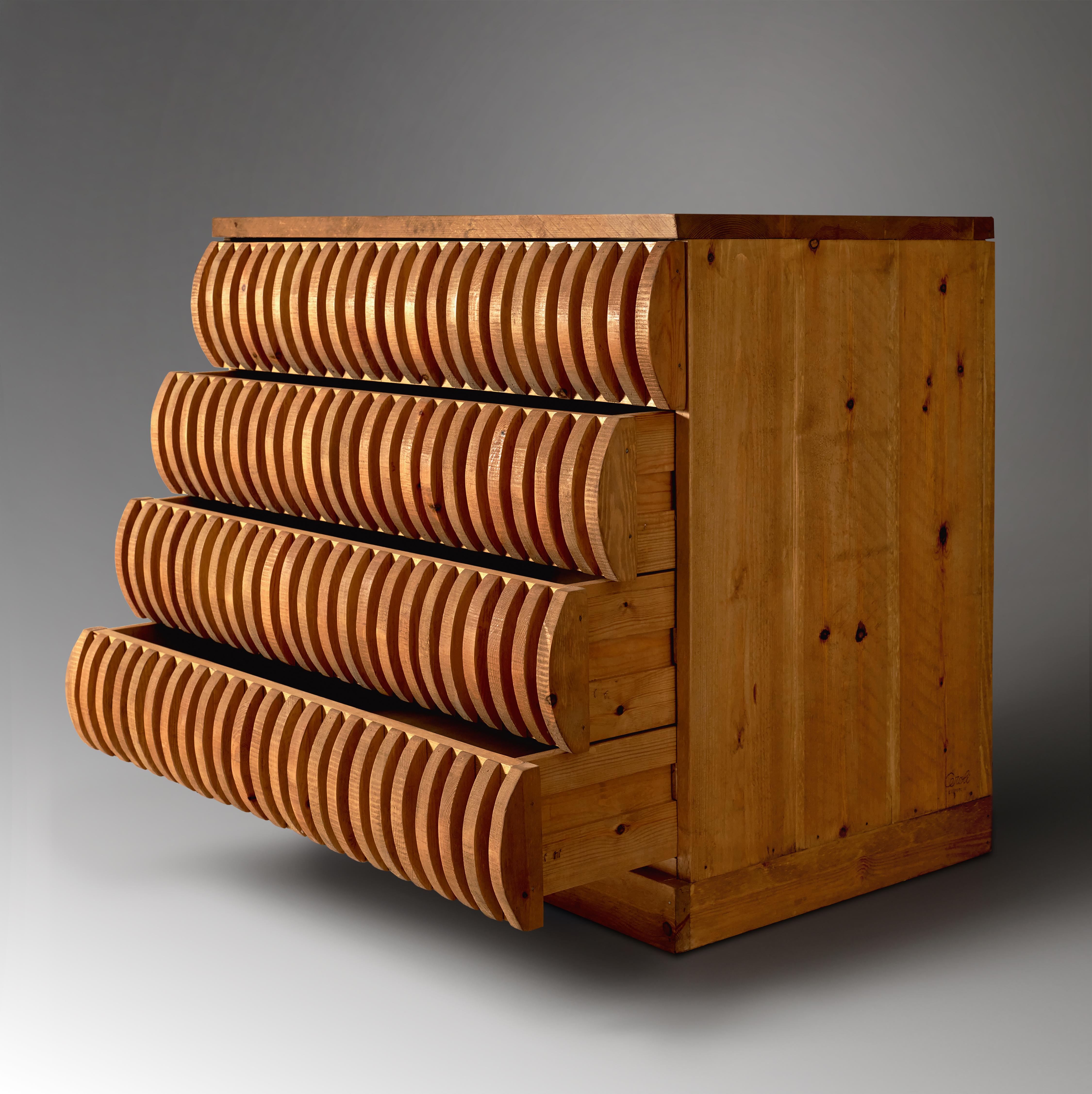 Mario Ceroli Chest of Drawers Console in Pine for Poltronova c. 1975 In Good Condition For Sale In Brooklyn, NY