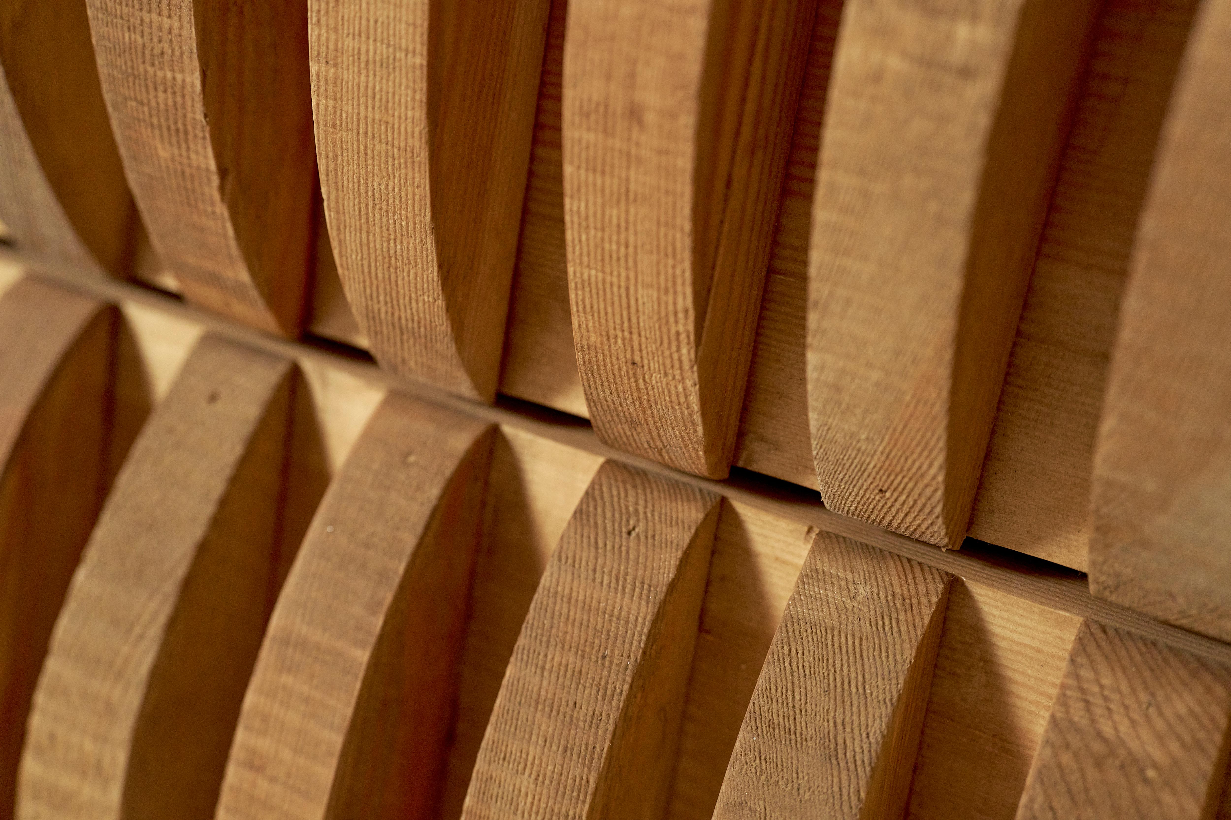 Mario Ceroli Chest of Drawers Console in Pine for Poltronova c. 1975 For Sale 4