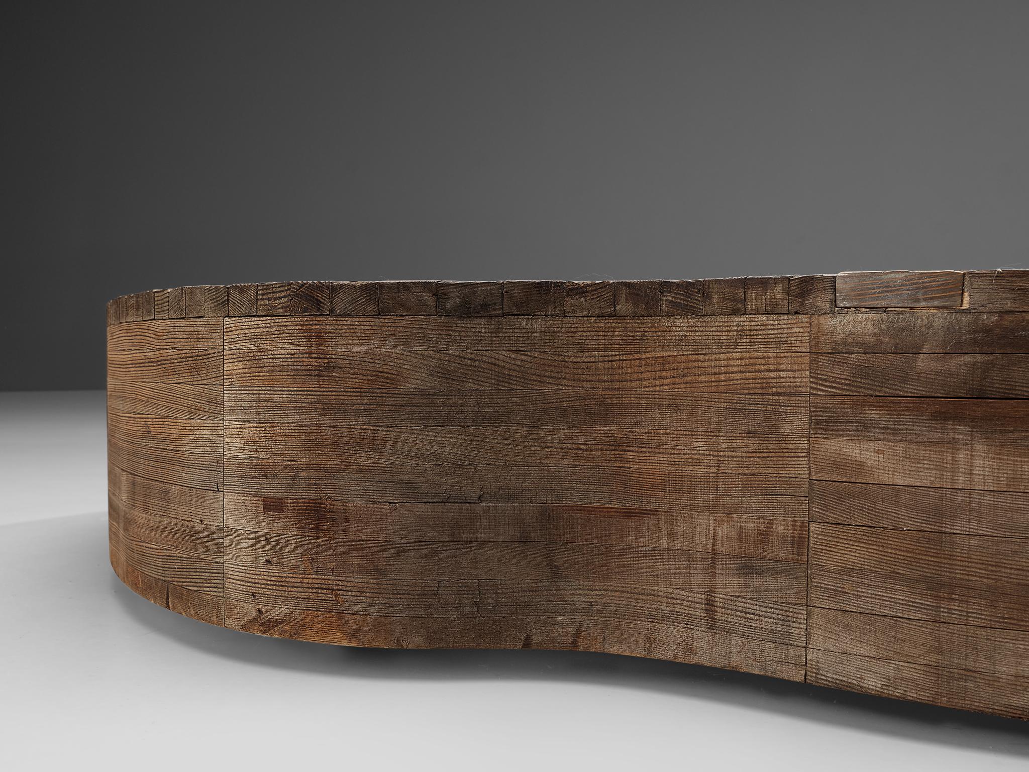 Mario Ceroli for Poltronova Freeform Coffee Table in Pine In Good Condition In Waalwijk, NL