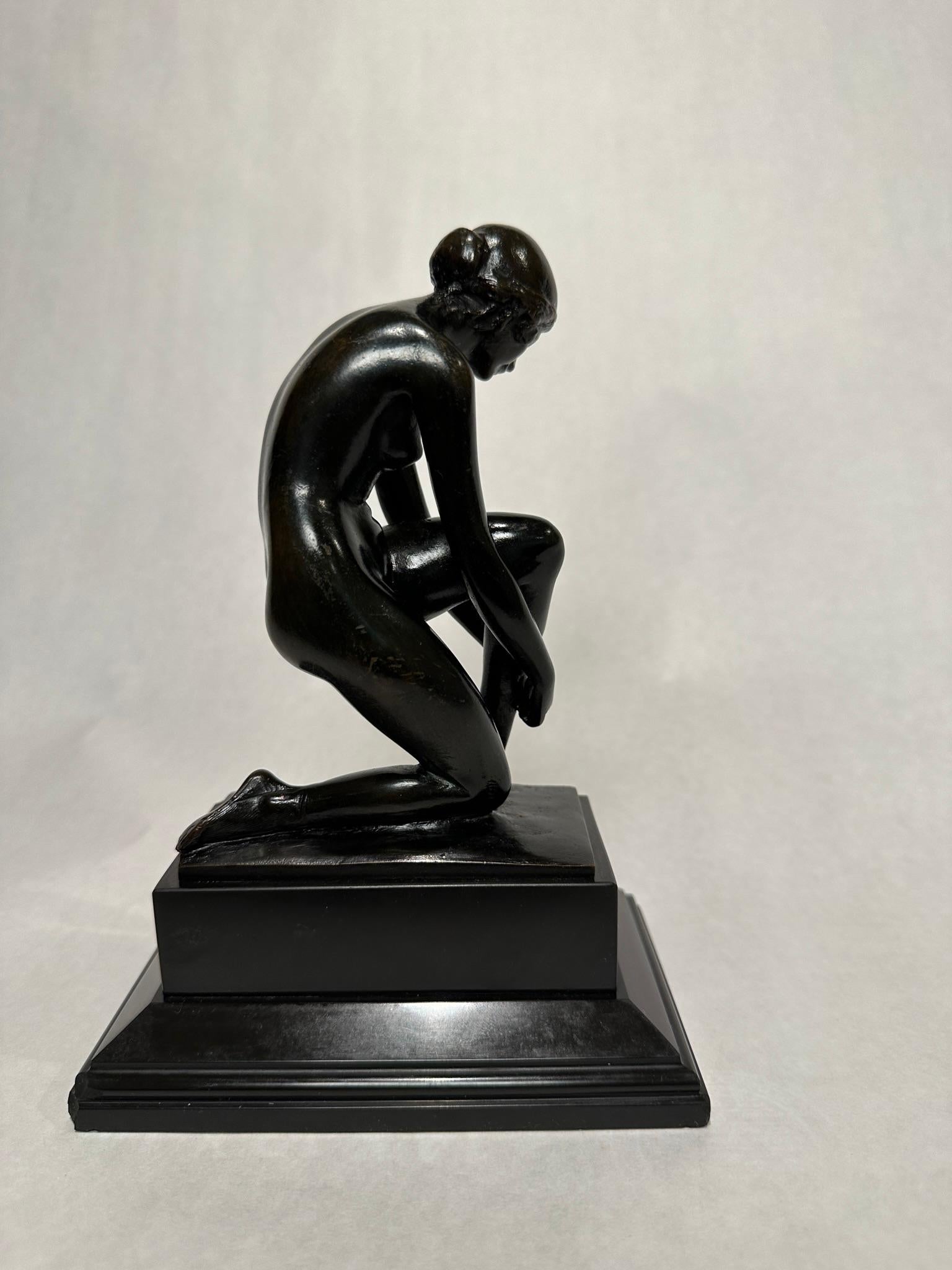 Kneeling Female Nude, Bronze By Mario Korbel For Sale 3