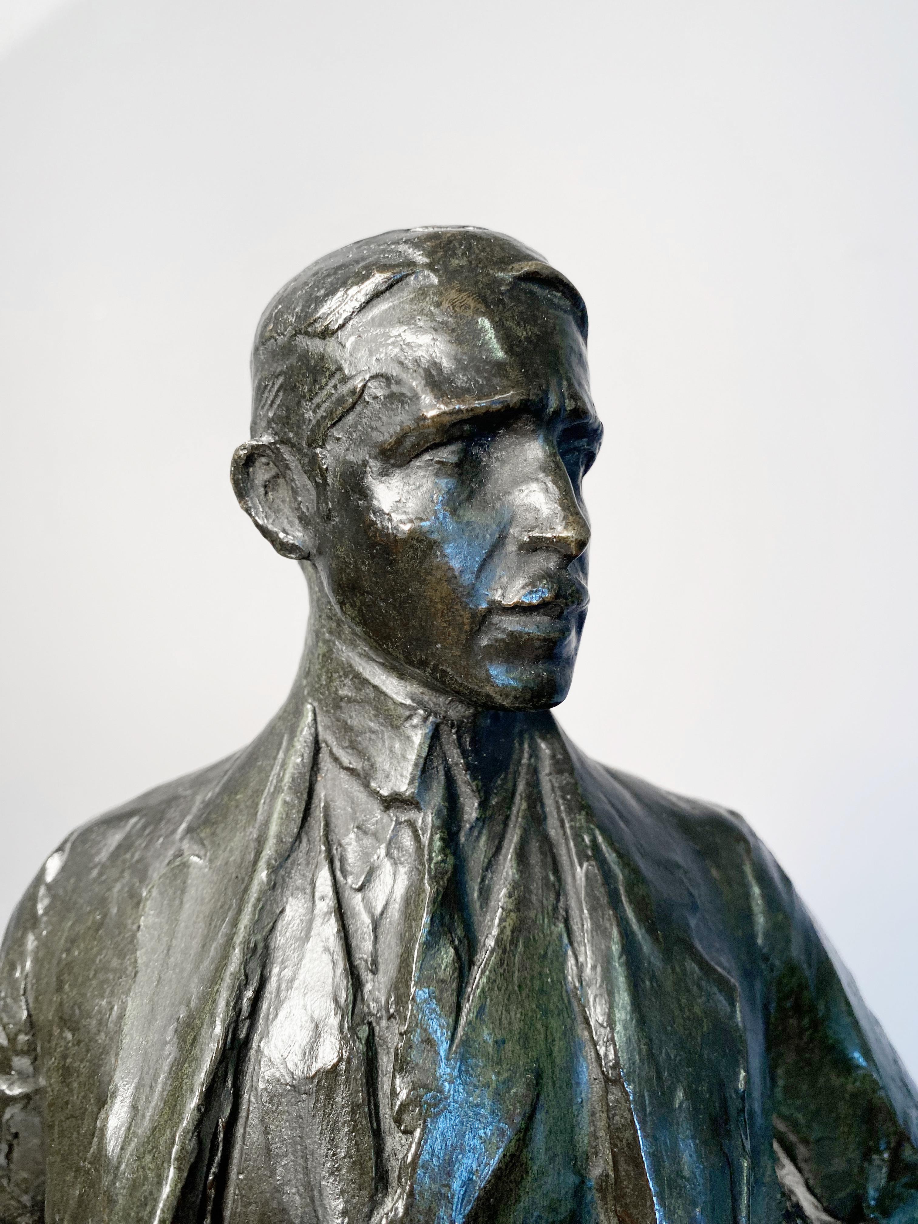 Portrait of a Gentleman - Realist Sculpture by Mario Korbel