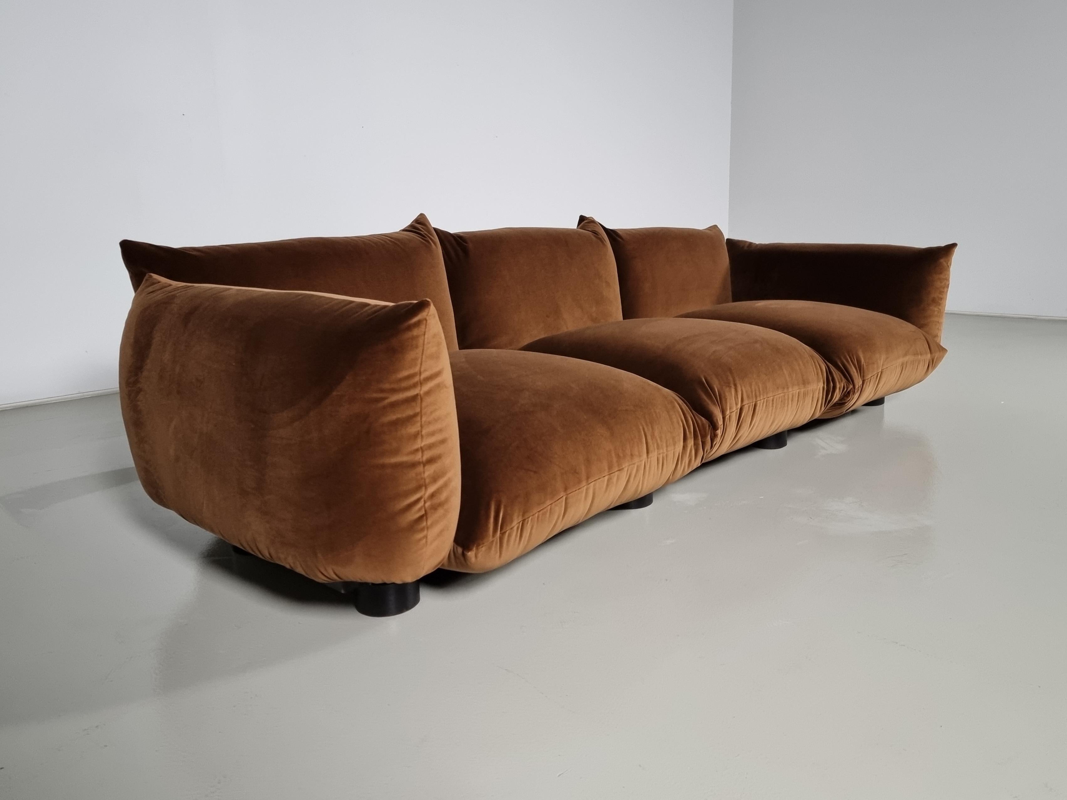 Mid-Century Modern Mario Marenco 3-Seater Sofa in Brown Velvet for Arflex, 1970s