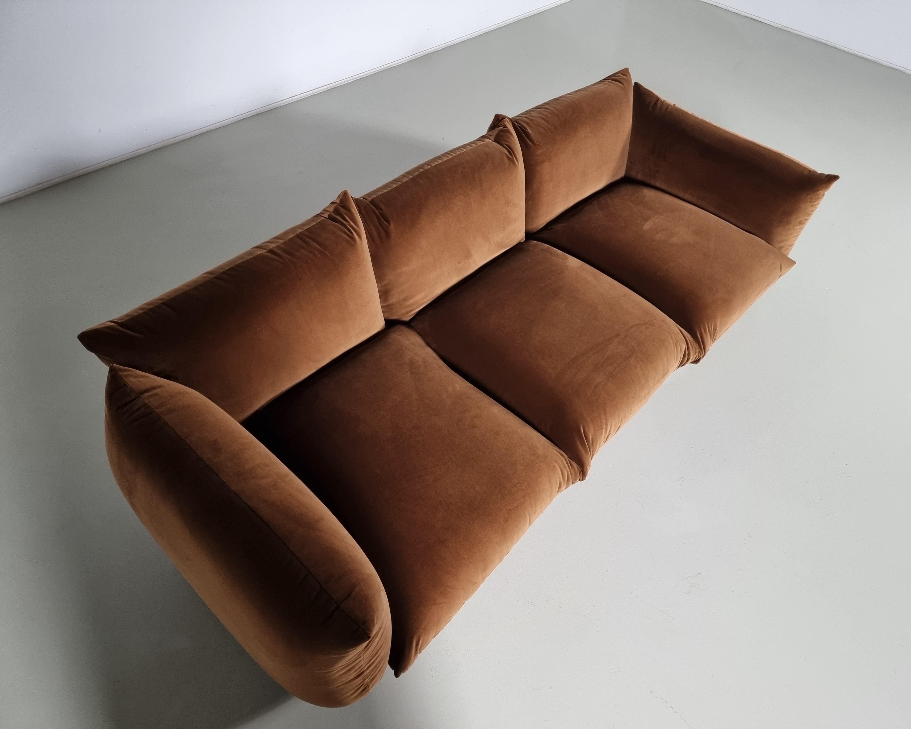 European Mario Marenco 3-Seater Sofa in Brown Velvet for Arflex, 1970s