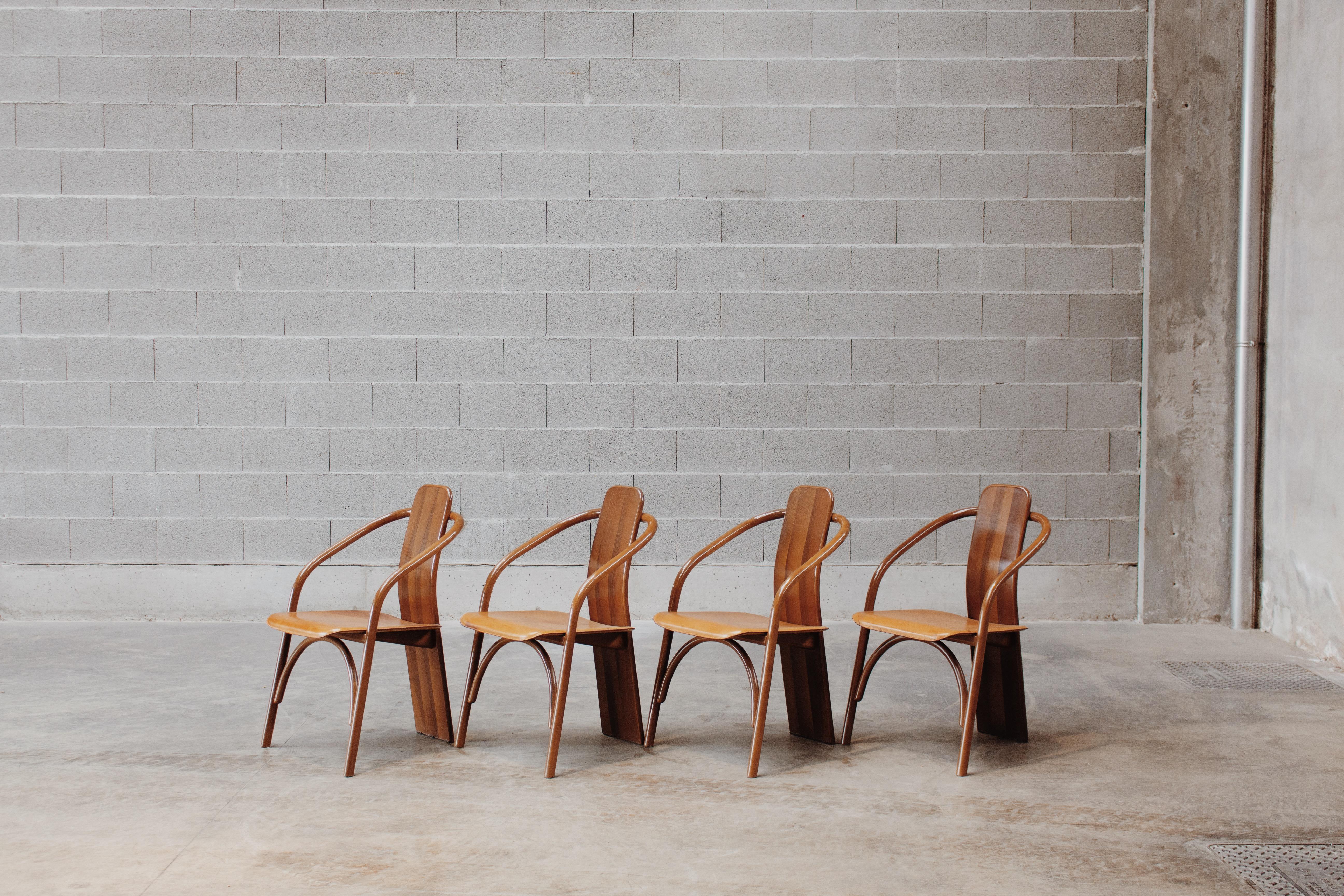 Bois Chaises « 830 » de Mario Marenco & Antonella Scarpitta pour Mobil Girgi, 1980, ensemble de 4 pièces en vente