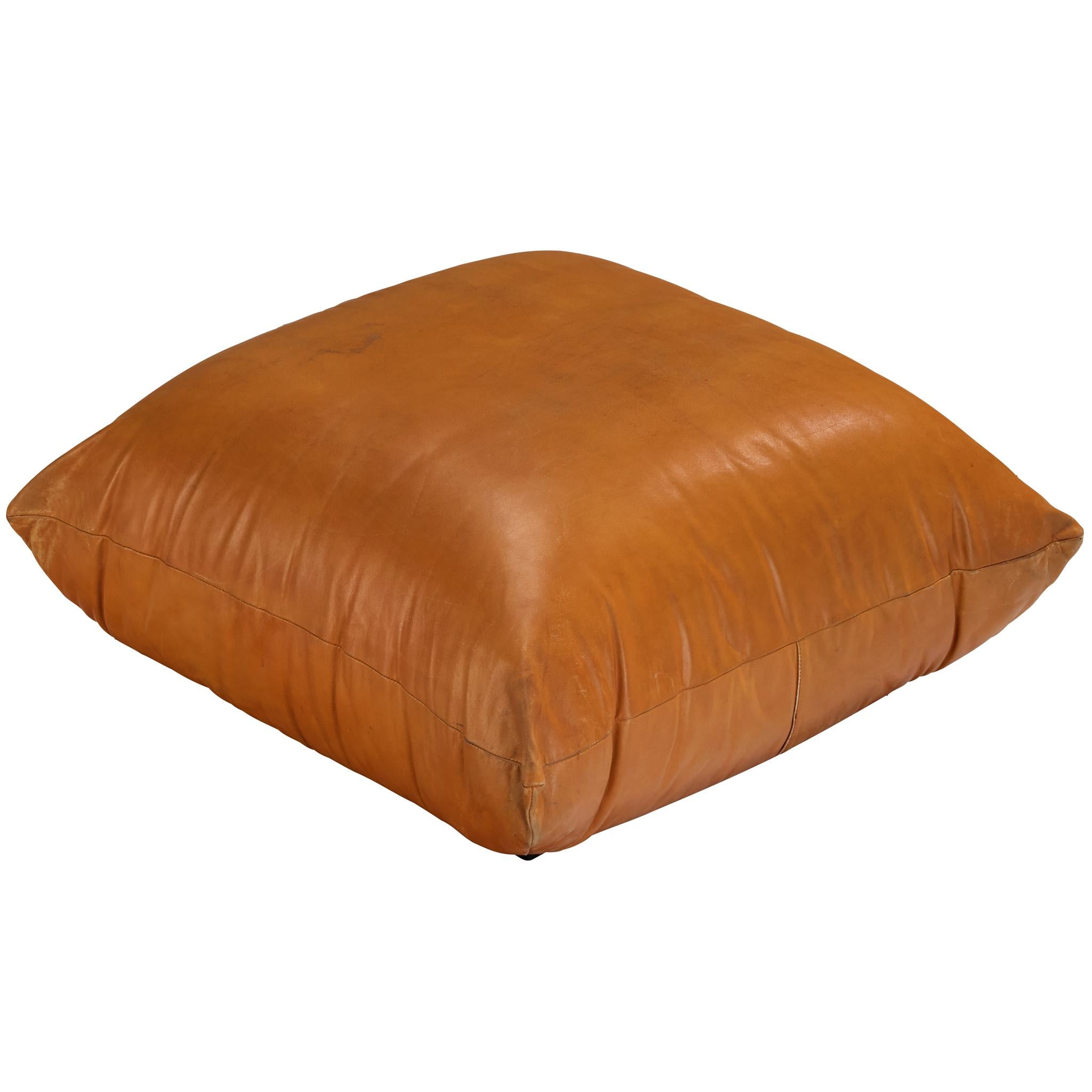 Mario Marenco per Arflex Ottoman in pelle cognac