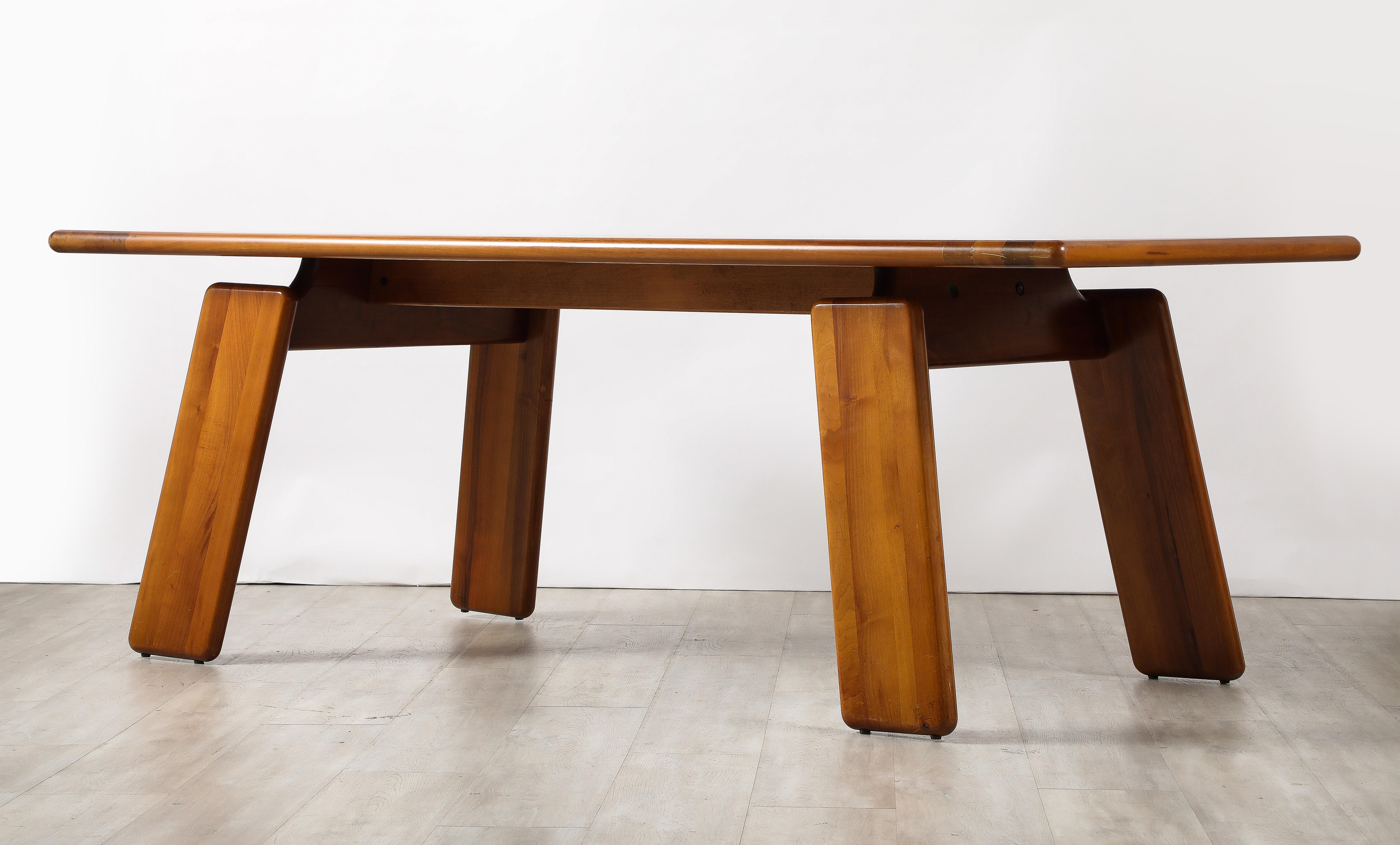 Mario Marenco for Mobil Girgi Italian Walnut Floating Dining Table, circa 1970's For Sale 8