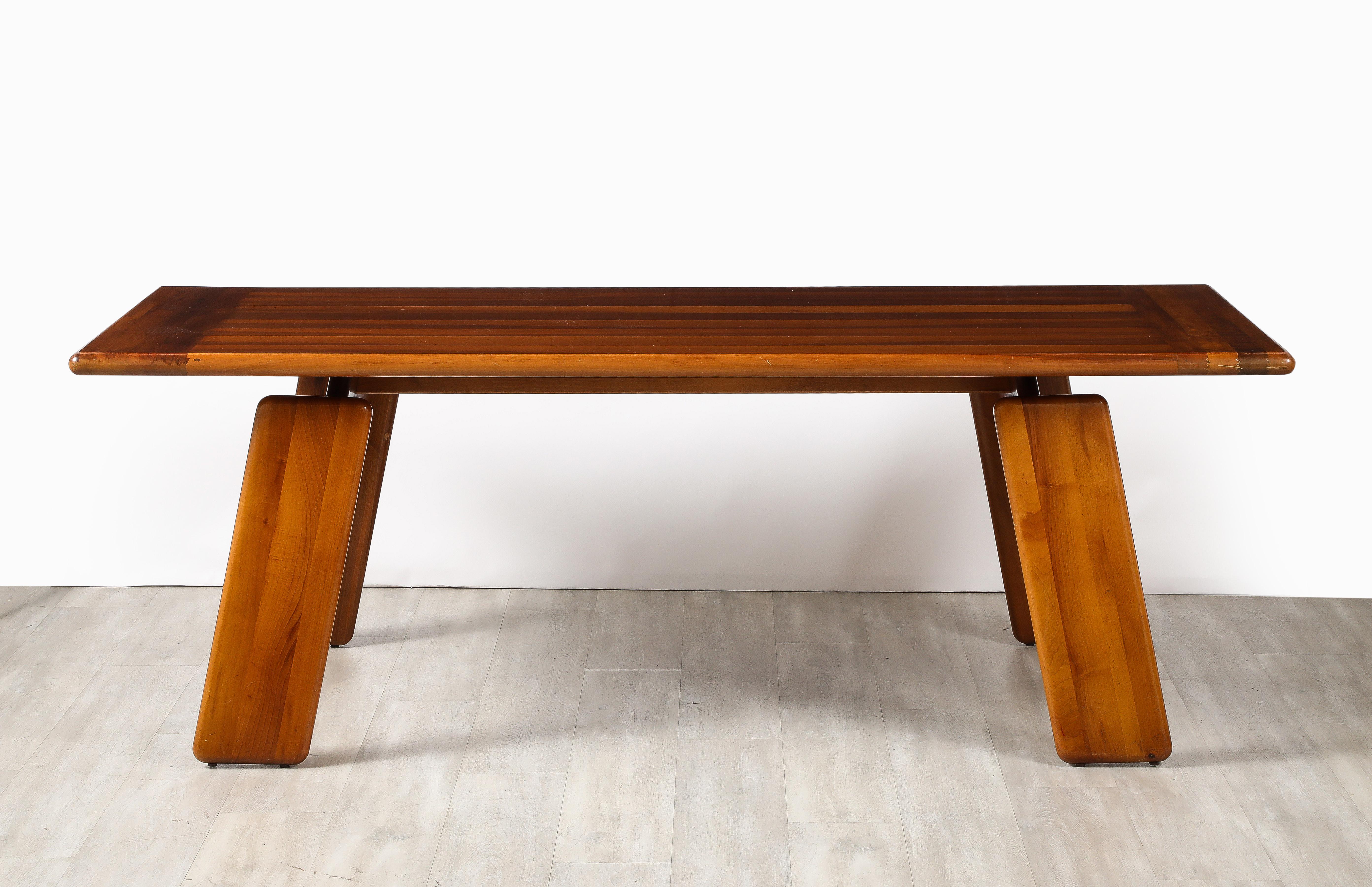 Mario Marenco for Mobil Girgi Italian Walnut Floating Dining Table, circa 1970's For Sale 4