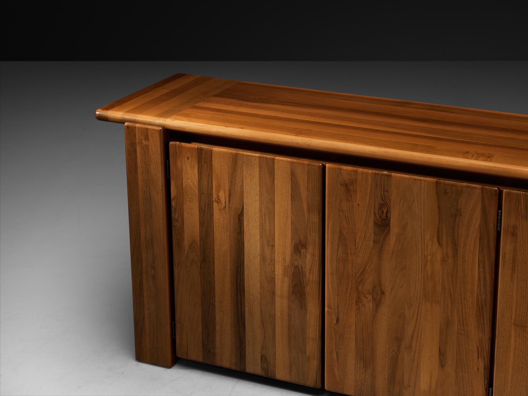 Mid-Century Modern Mario Marenco for Mobil Girgi 'Sapporo' Sideboard in Walnut en vente