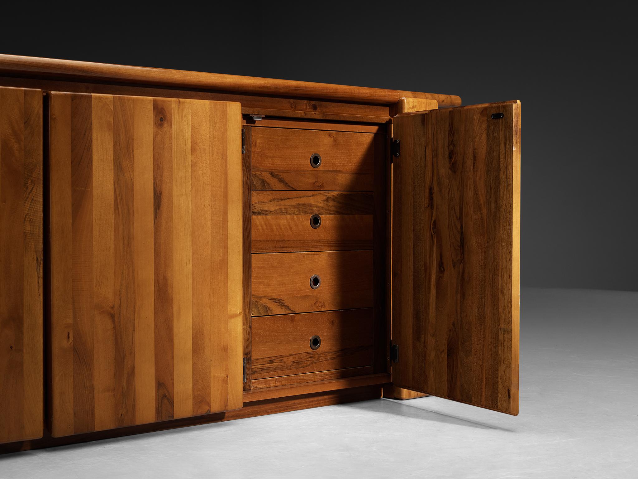 Mario Marenco for Mobil Girgi 'Sapporo' Sideboard in Walnut In Good Condition For Sale In Waalwijk, NL