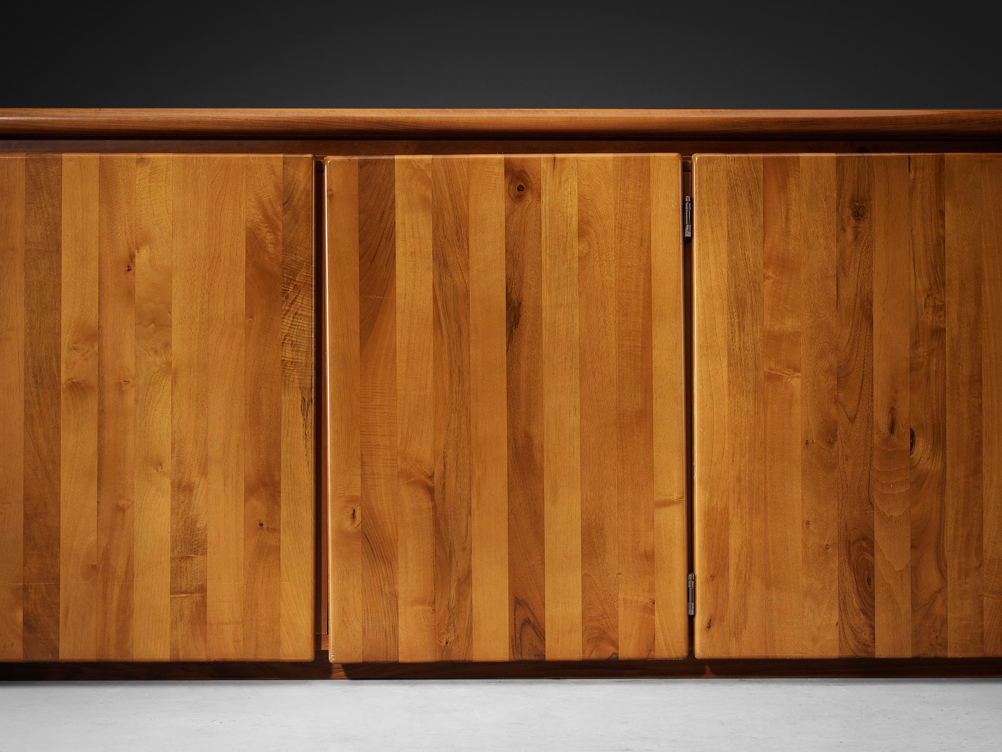 Mario Marenco for Mobil Girgi 'Sapporo' Sideboard in Walnut For Sale 3