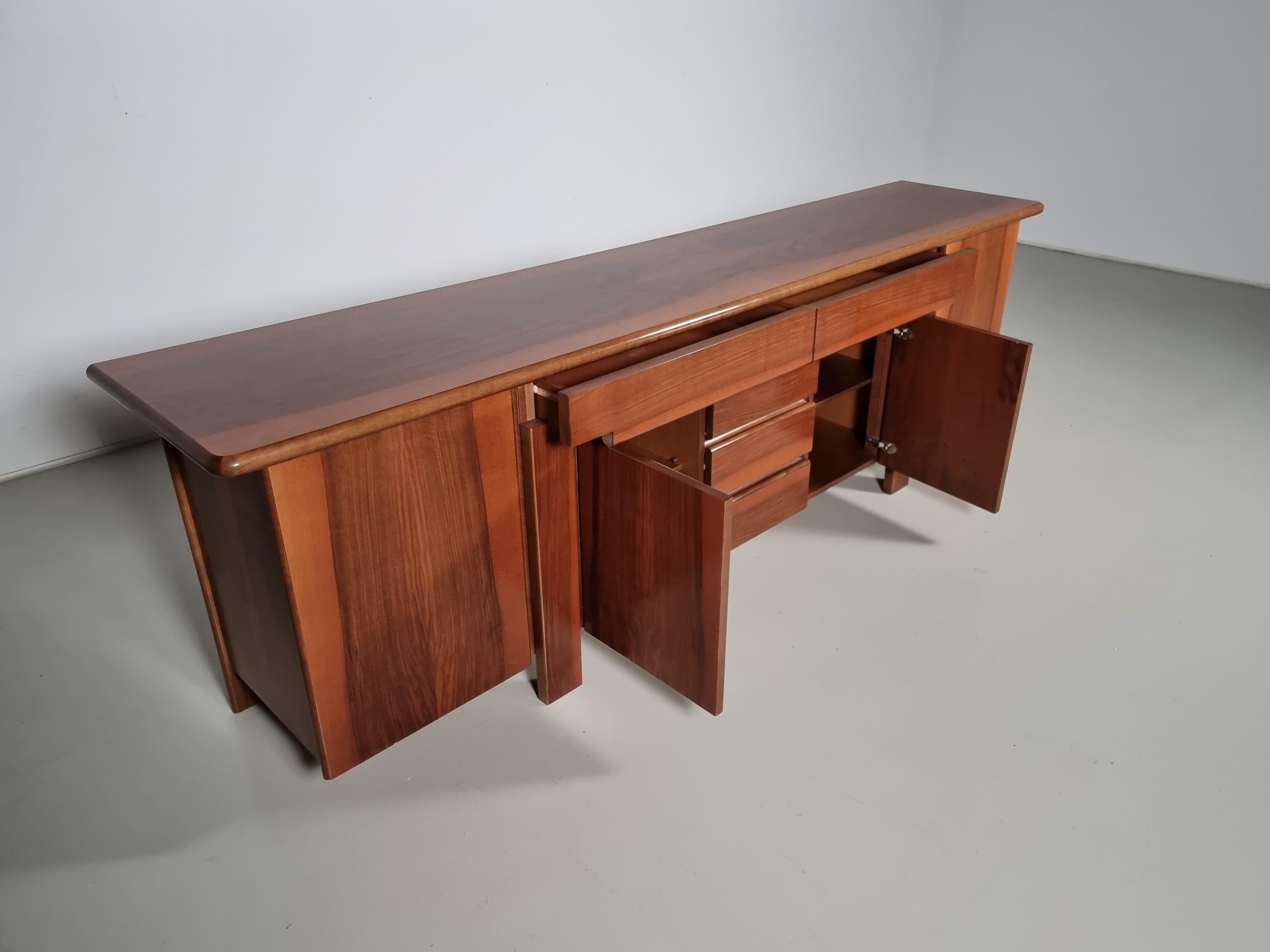 Late 20th Century Mario Marenco for Mobil Girgi 'Sapporo' Sideboard in Walnut Wood, 1970s
