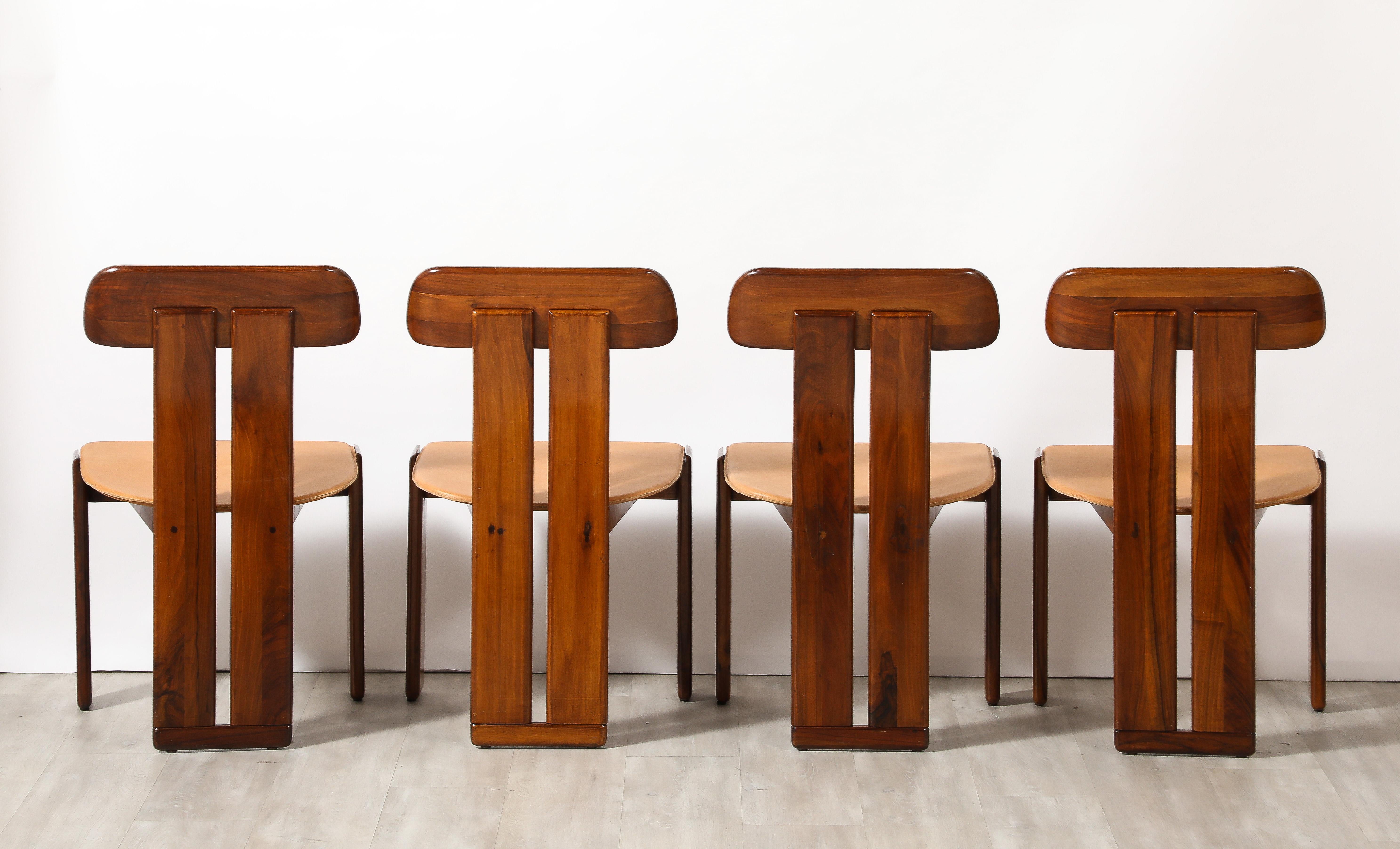 Mario Marenco pour CIRCA Ensemble de dix chaises de salle à manger 