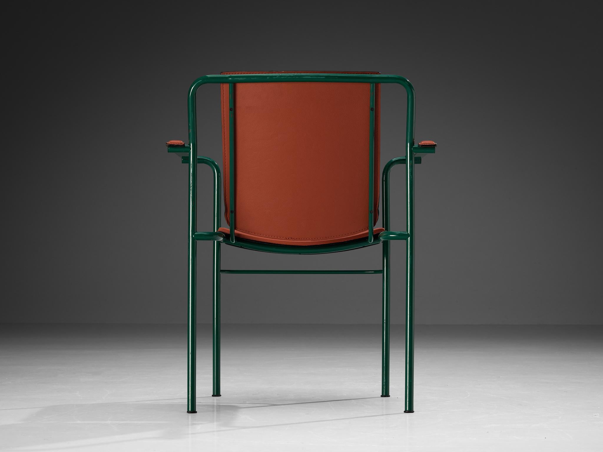 Cuir Ensemble de huit chaises « Movie » en cuir rouge Mario Marenco pour Poltrona Frau  en vente