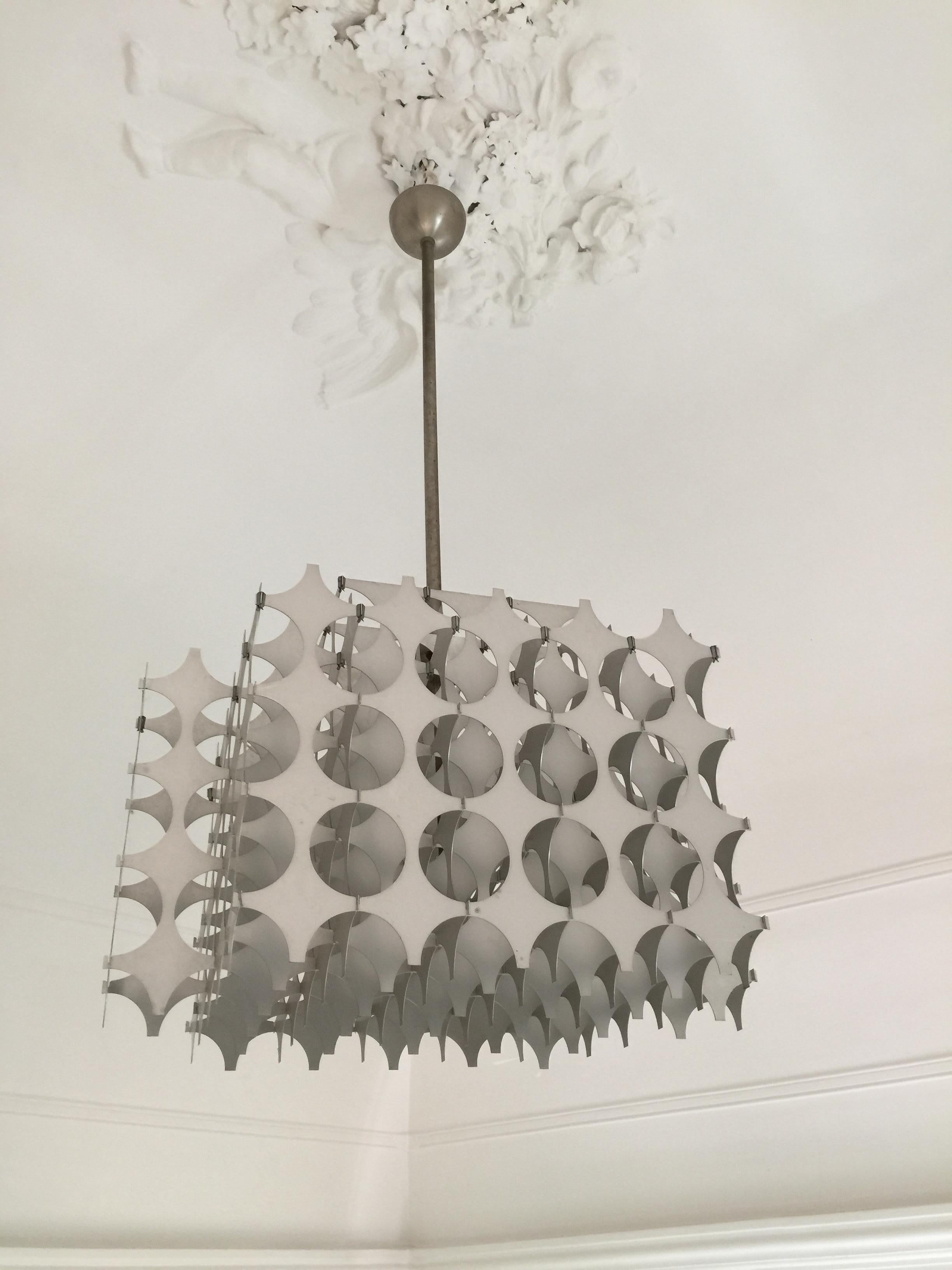 European Mario Marenco Italian Sculptural Cynthia Pendant Lamp for Artemide, 1968