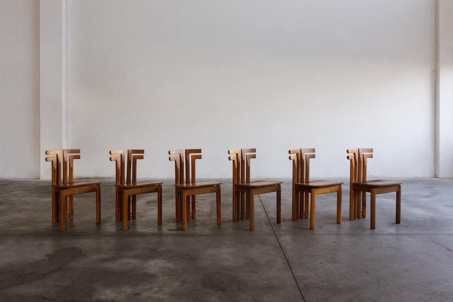 Mario Marenco “Sapporo” dining chairs for Mobil Girgi, beech and leather, Italy, 1970, set of six.

A rare variant of the iconic Marenco’s “Sapporo” chair, this version shows a strong personality and this is immediately recognizable, with some