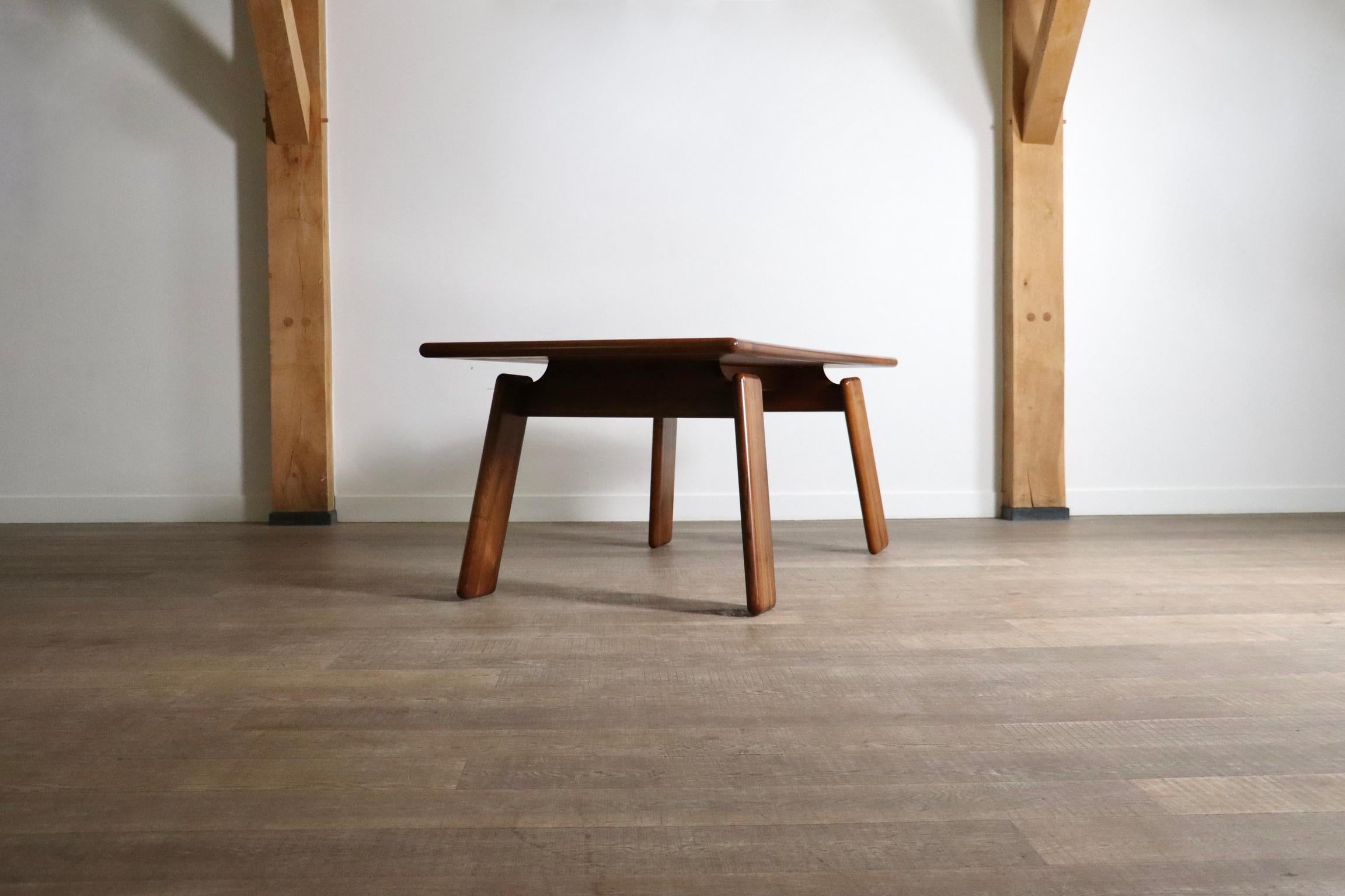 Mario Marenco Mesa de comedor Sapporo para Mobil Girgi Italia Años 70 en venta 5