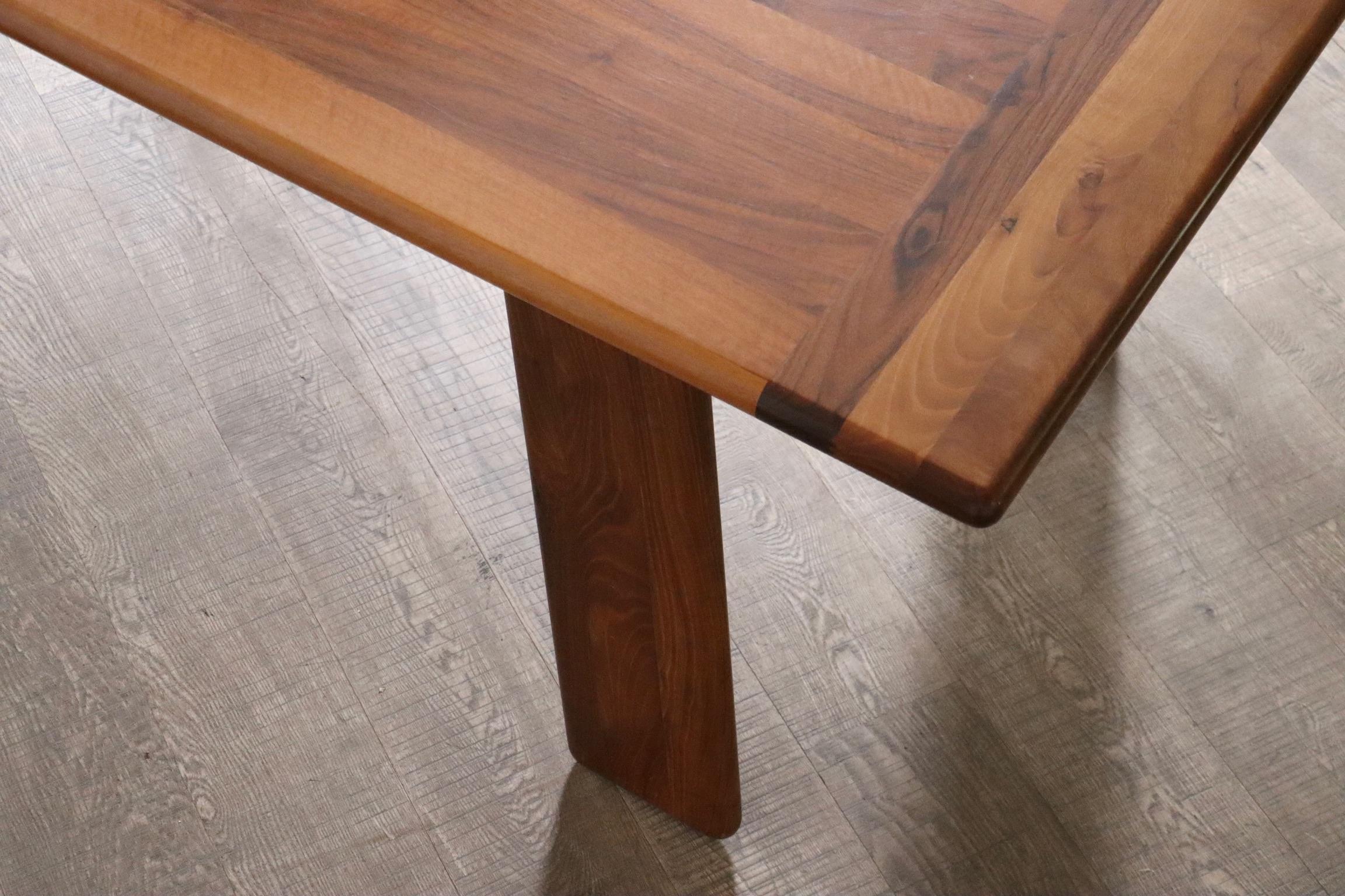 Mario Marenco Mesa de comedor Sapporo para Mobil Girgi Italia Años 70 en venta 2